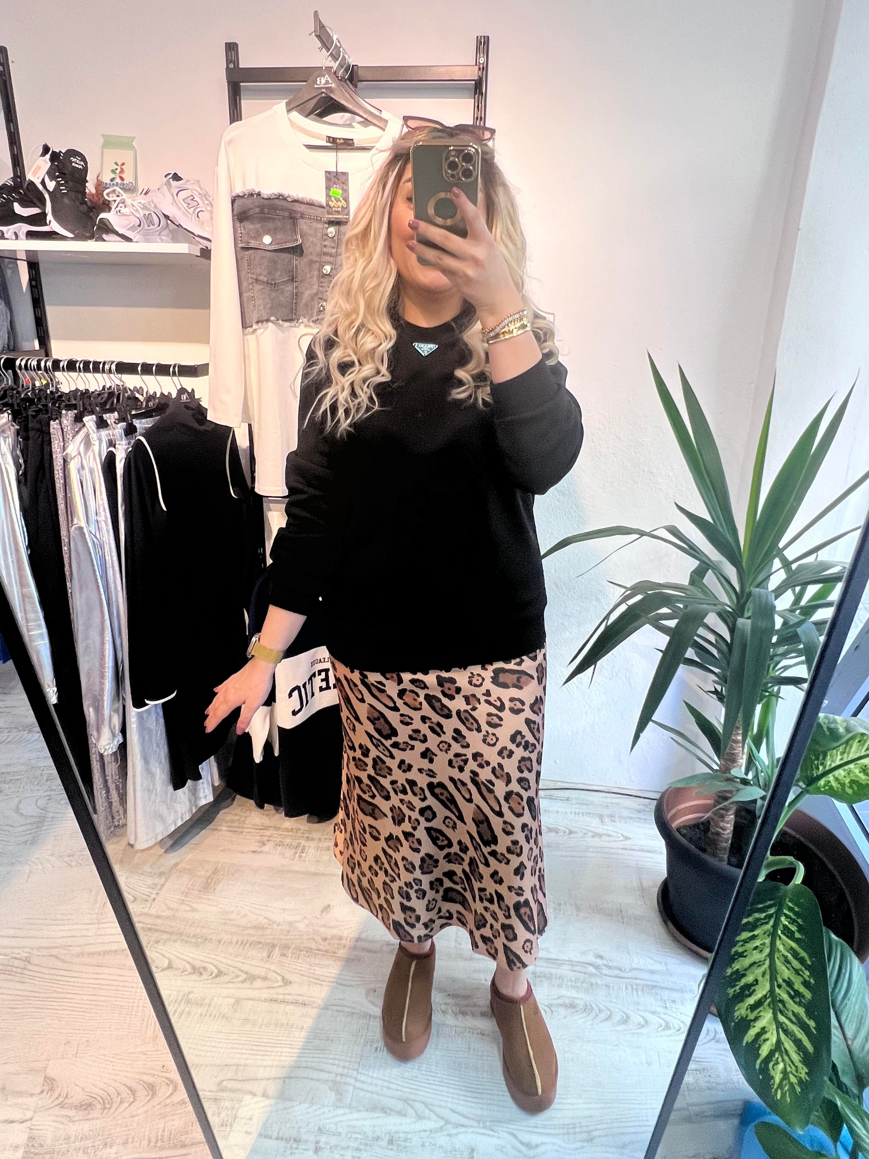 Marka Model Siyah Sweatshirt