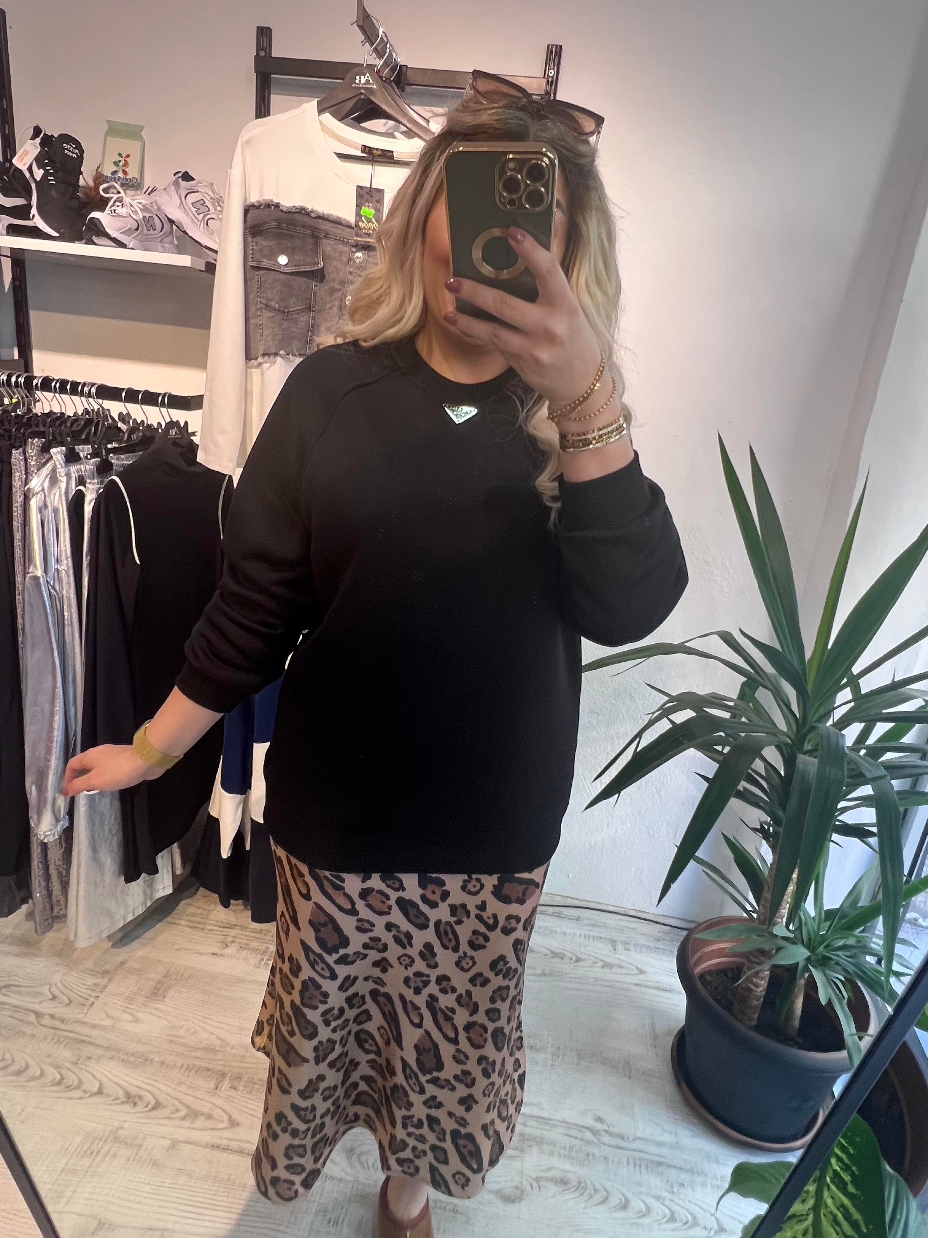 Marka Model Siyah Sweatshirt