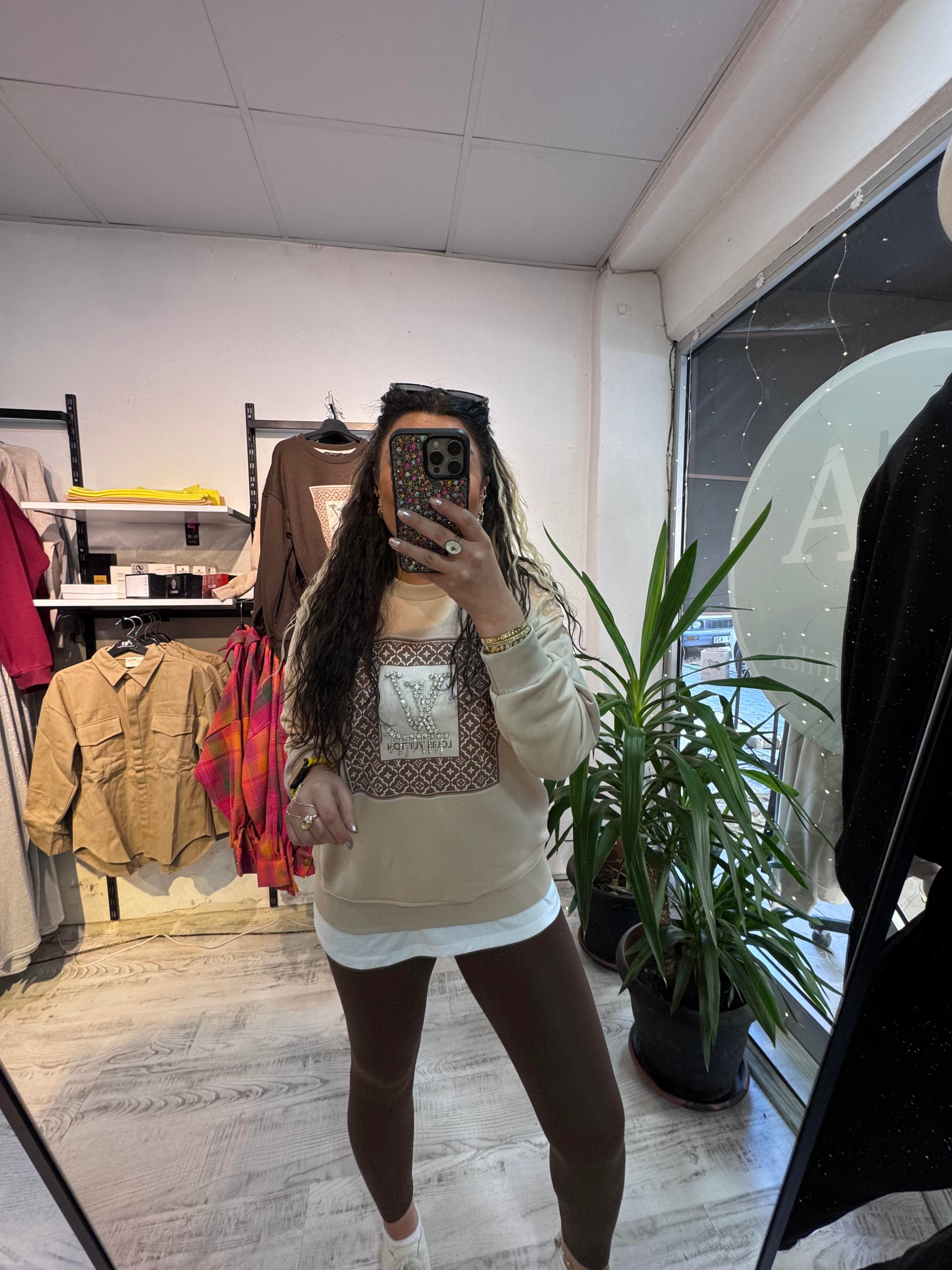 Marka Model Taş Detaylı Bej Sweat