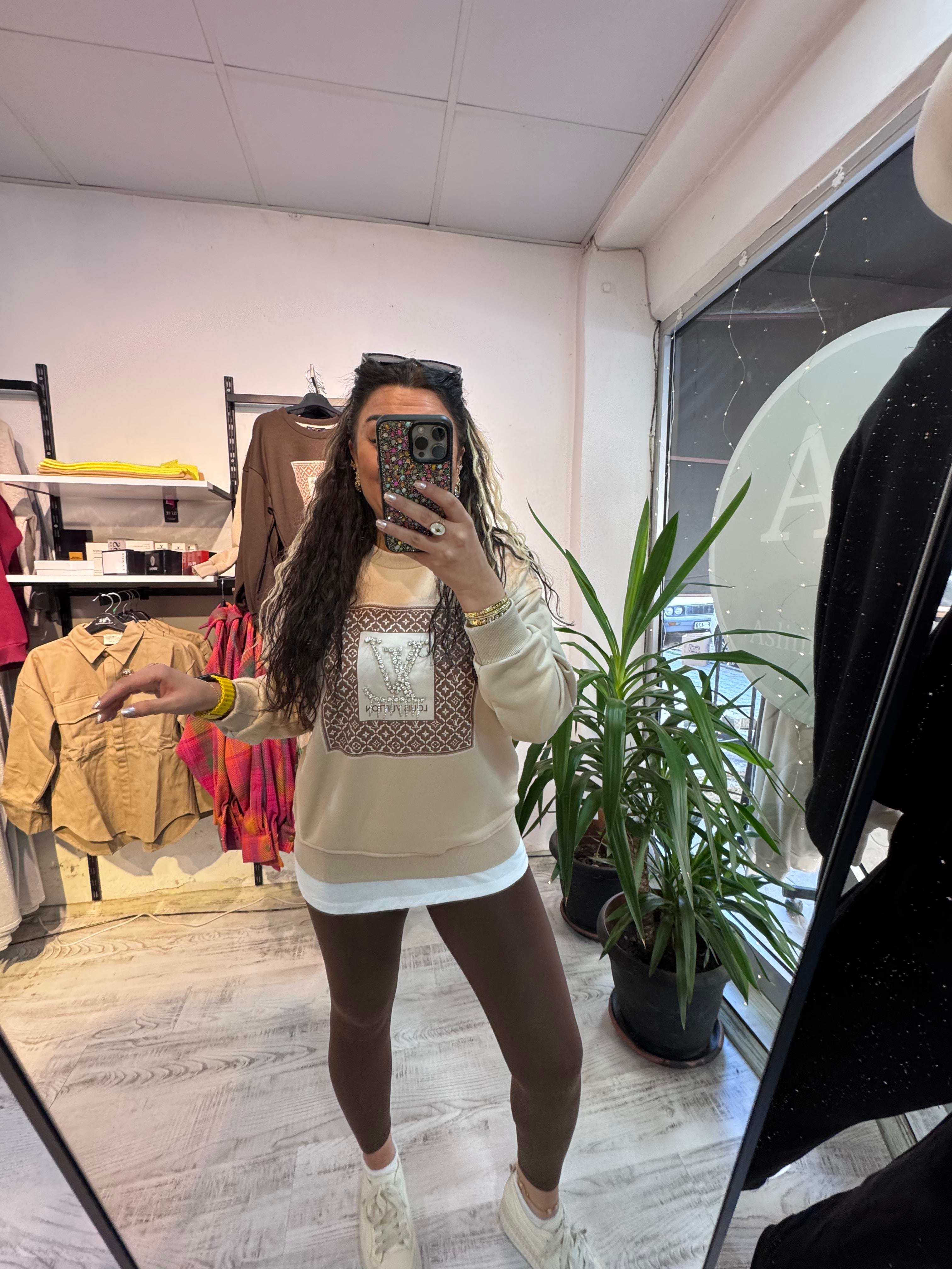 Marka Model Taş Detaylı Bej Sweat