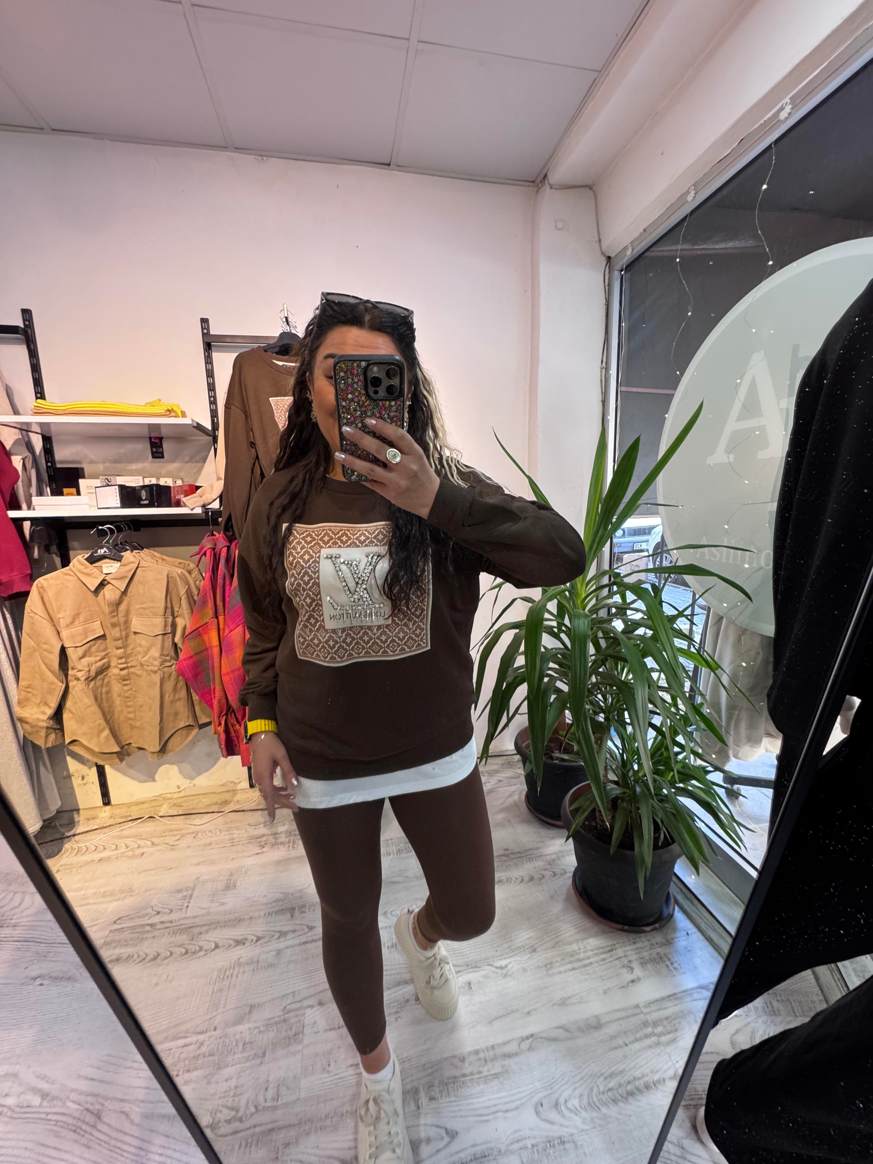 Marka Model Taş Detaylı Kahverengi Sweat