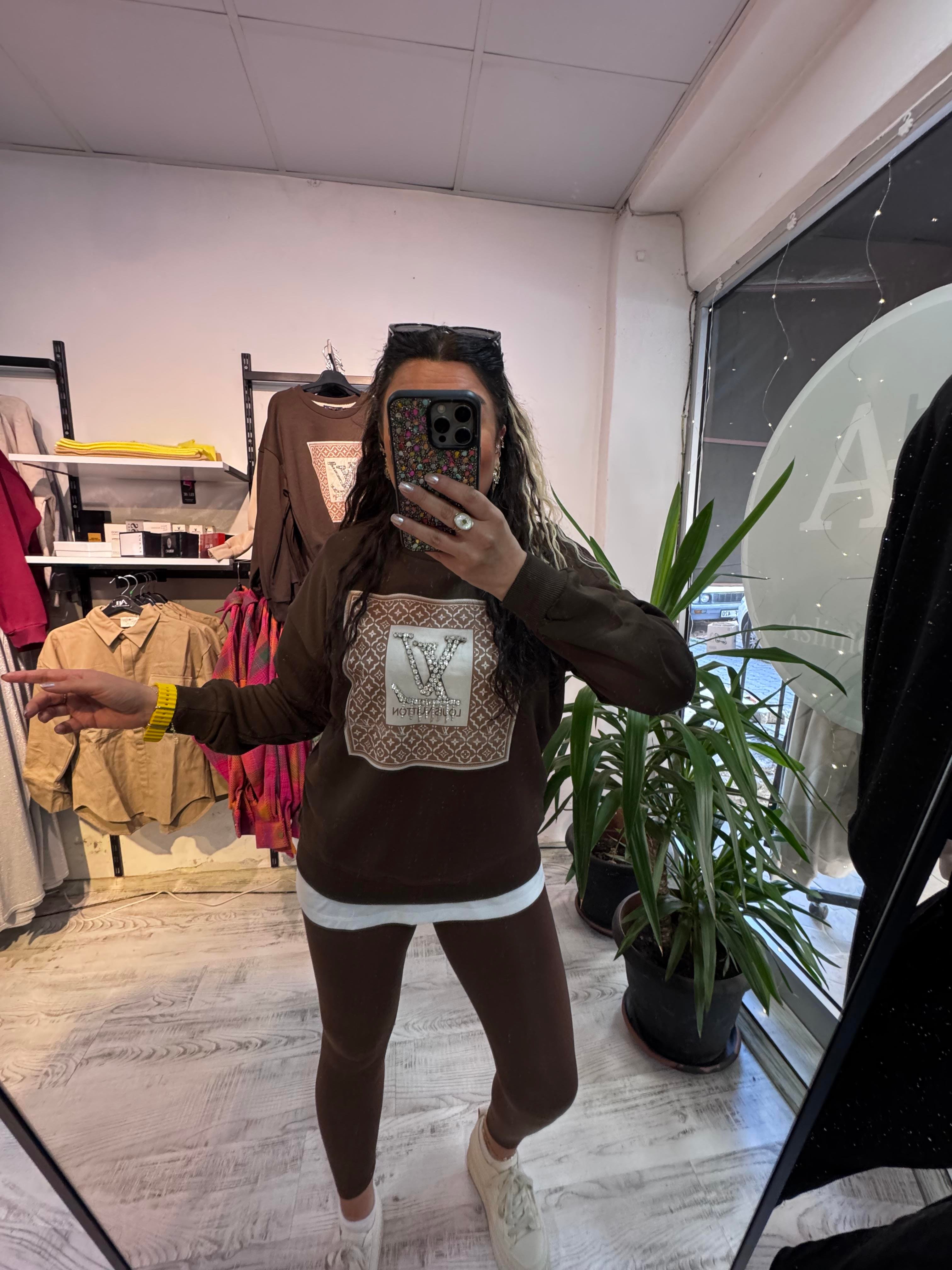 Marka Model Taş Detaylı Kahverengi Sweat