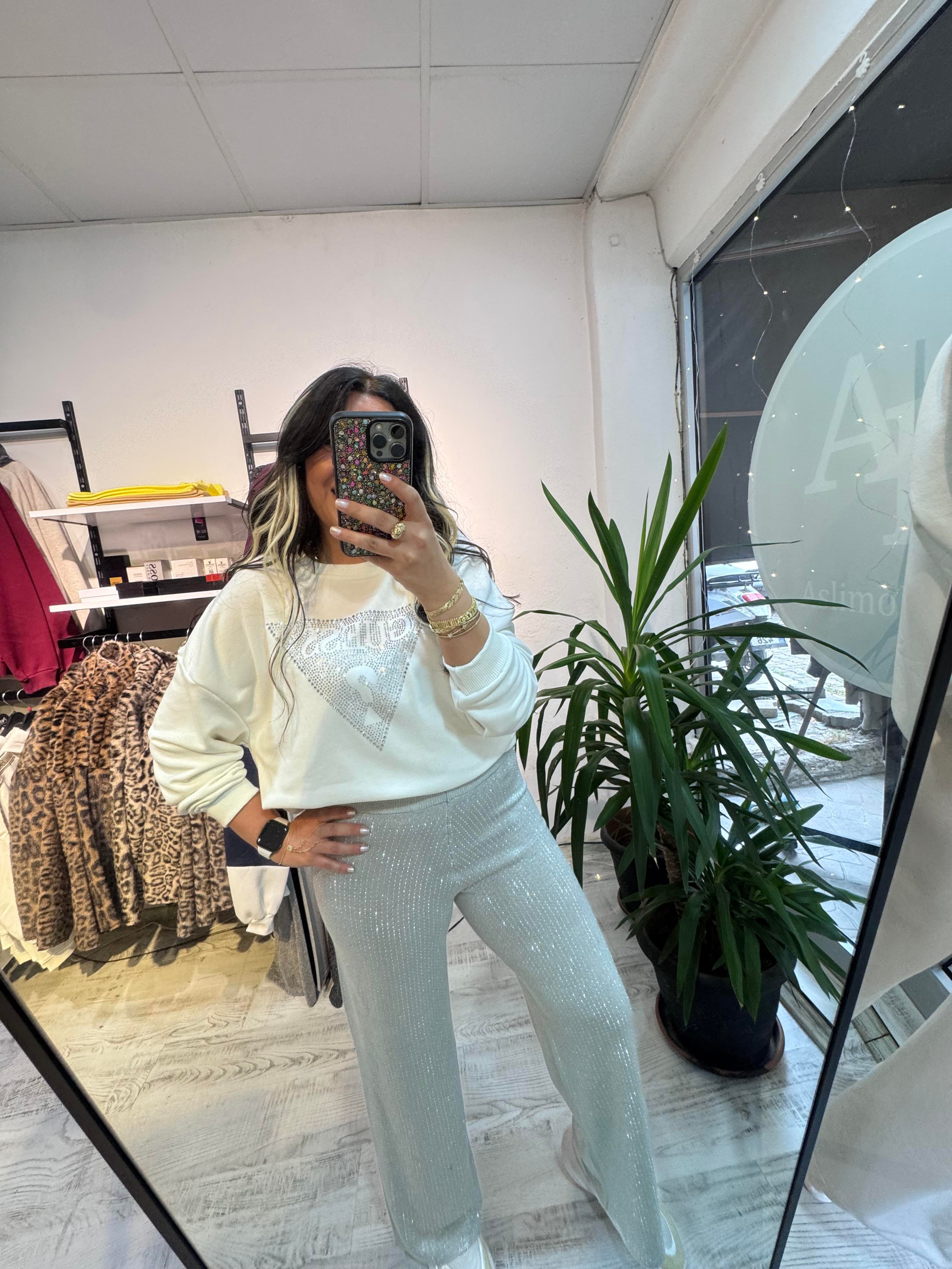 Marka Model Taşlı Beyaz Sweat