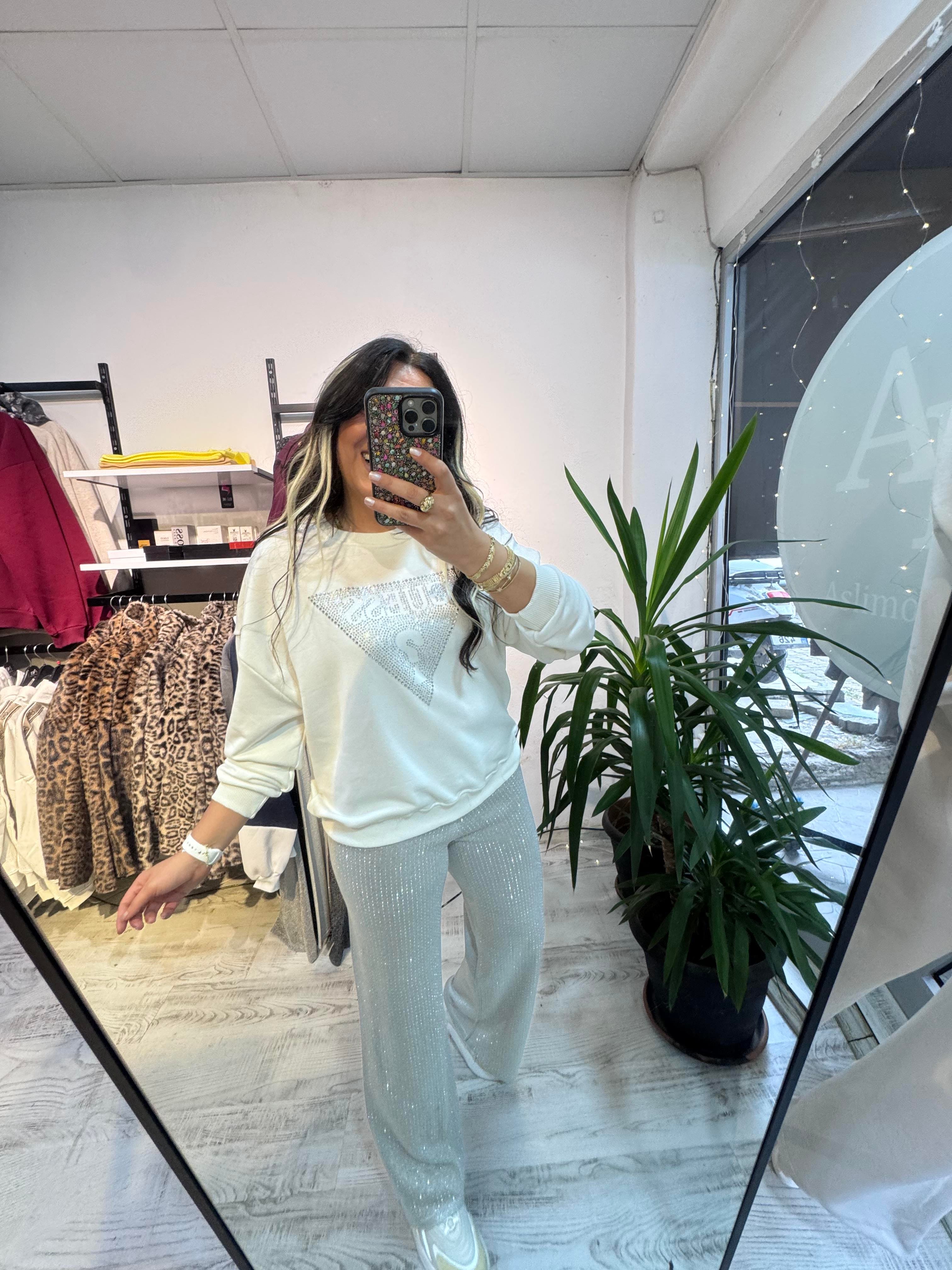 Marka Model Taşlı Beyaz Sweat