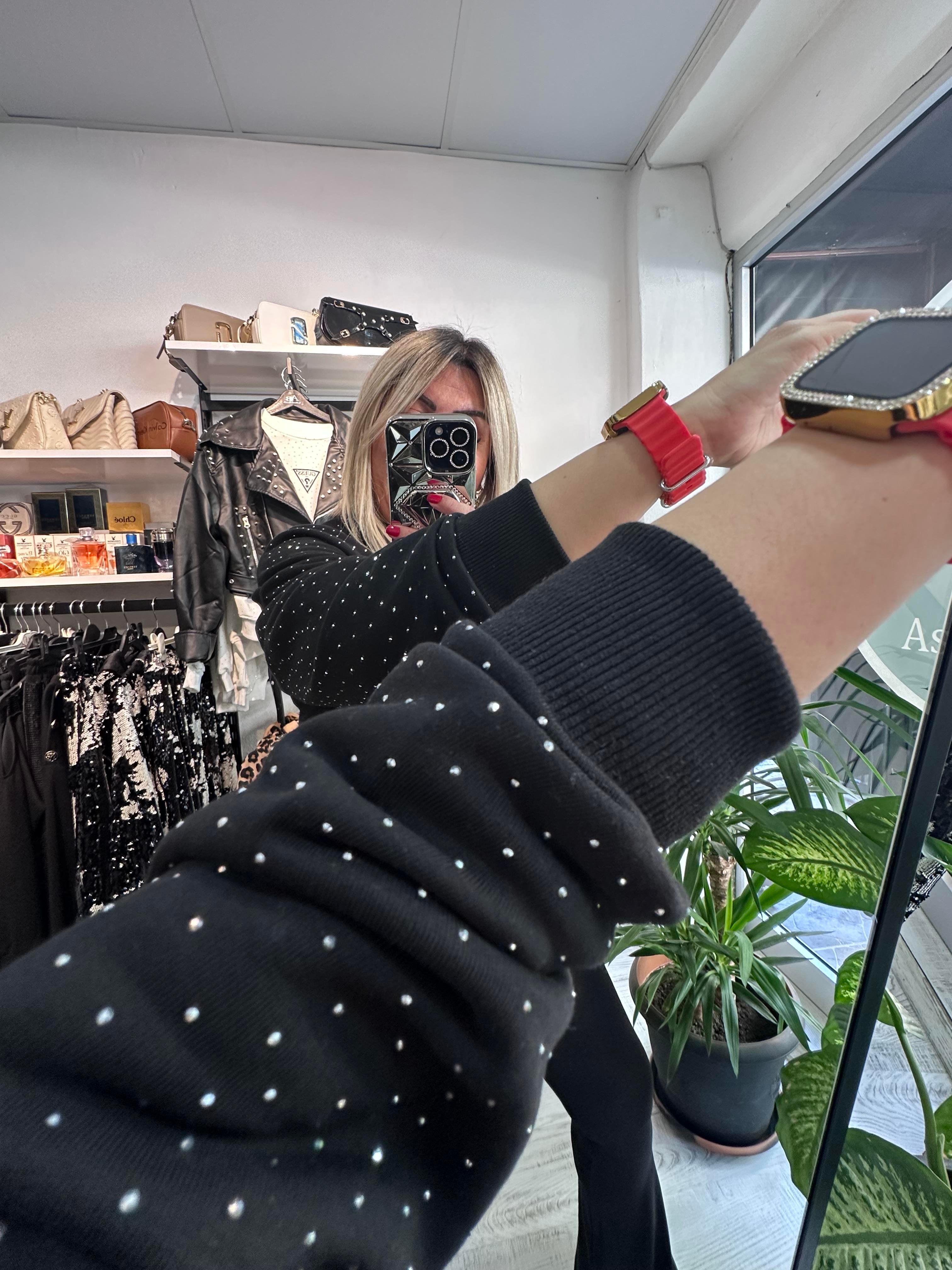 Marka Model Taşlı Siyah Sweat