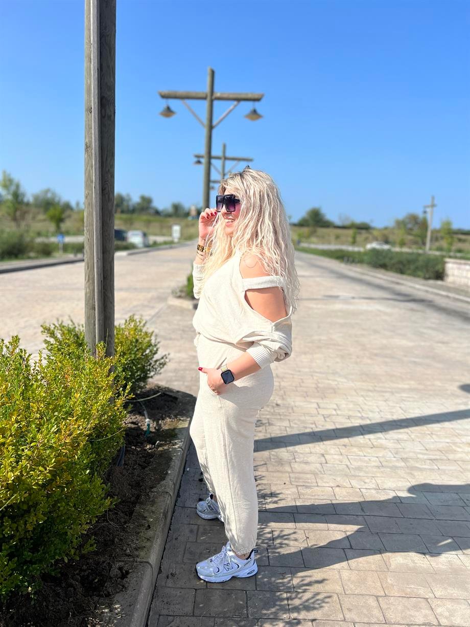 Omuz Dekolteli Takım