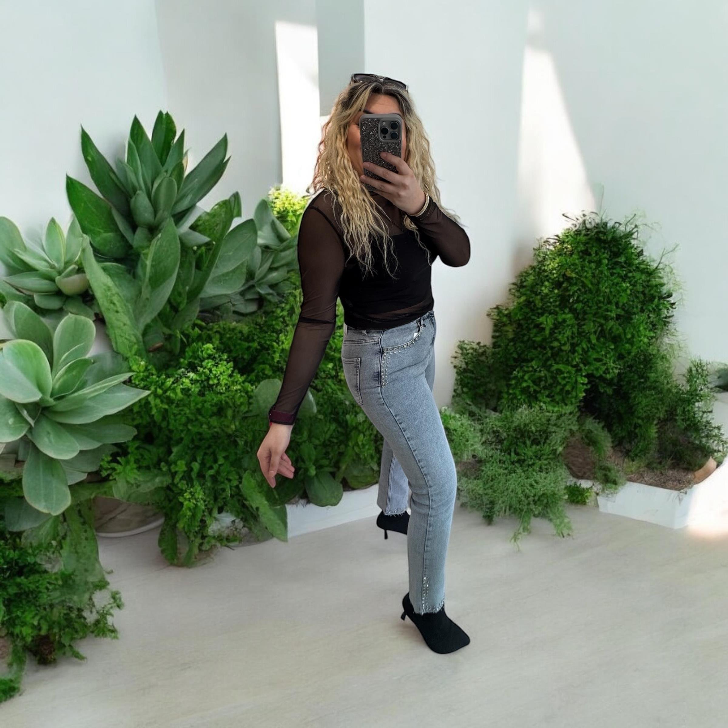 Paçası Taşlı Mom jean 