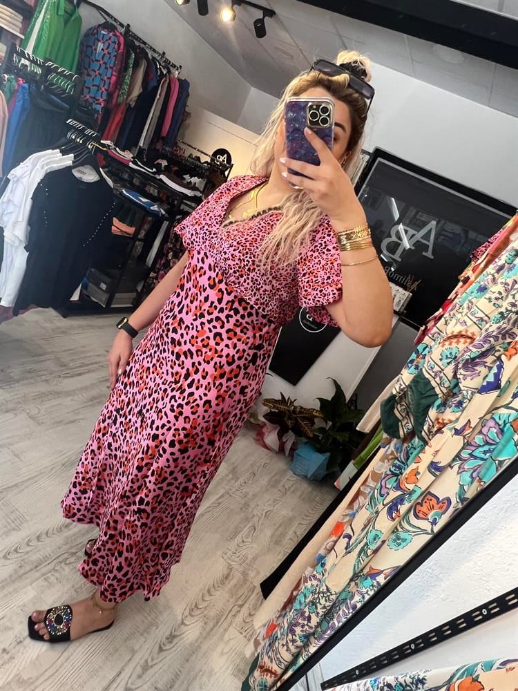 pembe leopar elbise