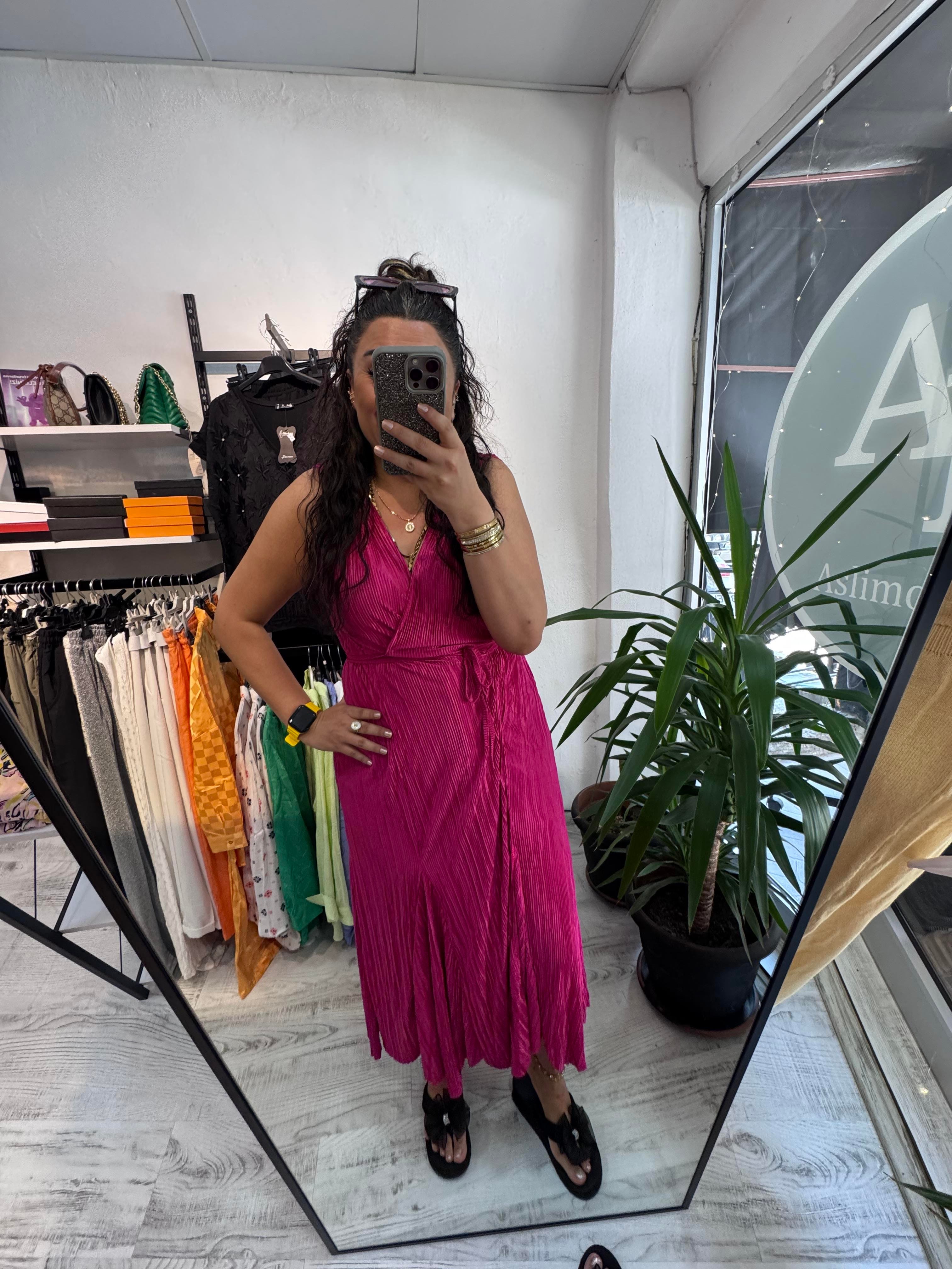 Piliseli Pembe Elbise