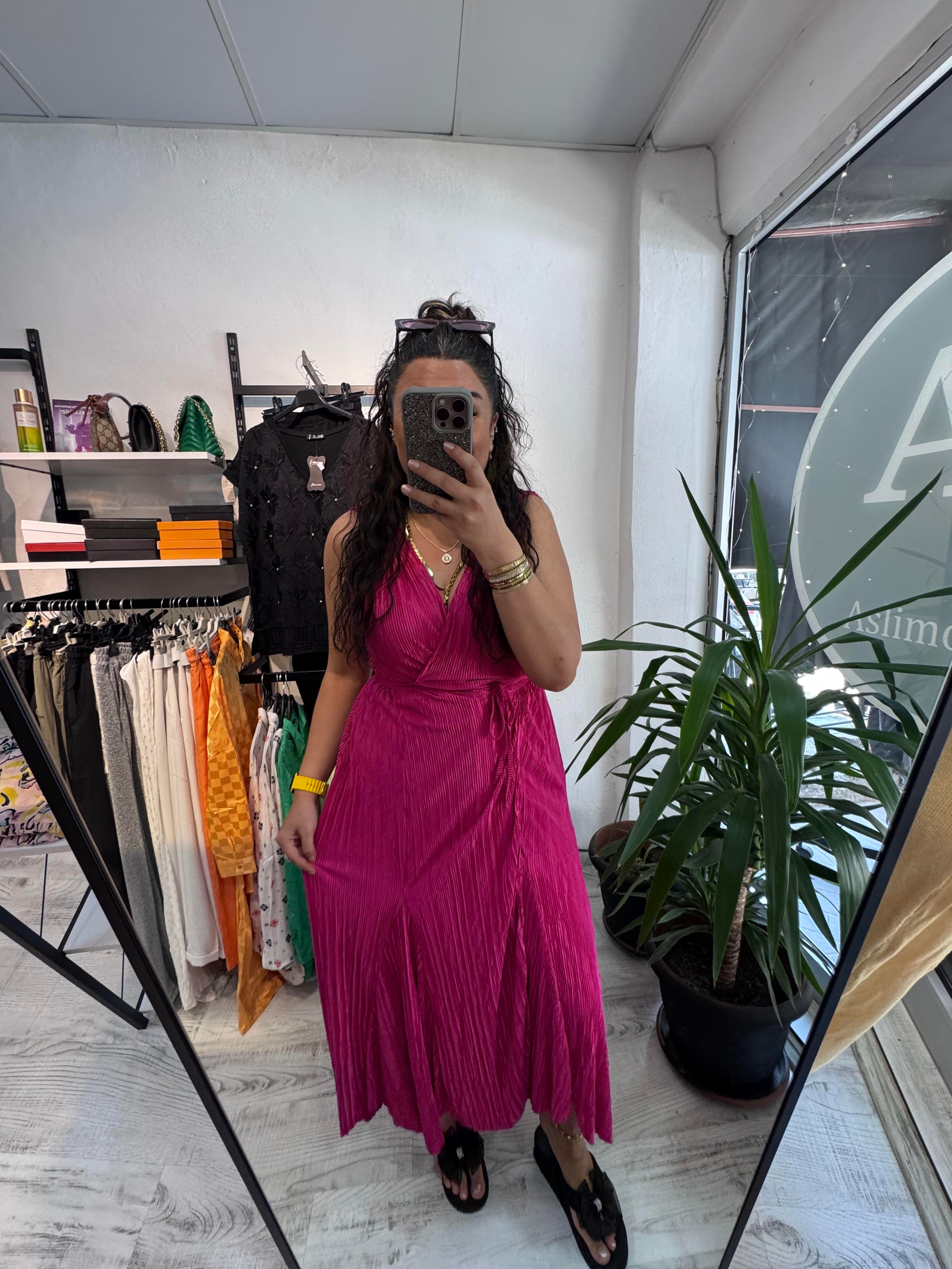 Piliseli Pembe Elbise