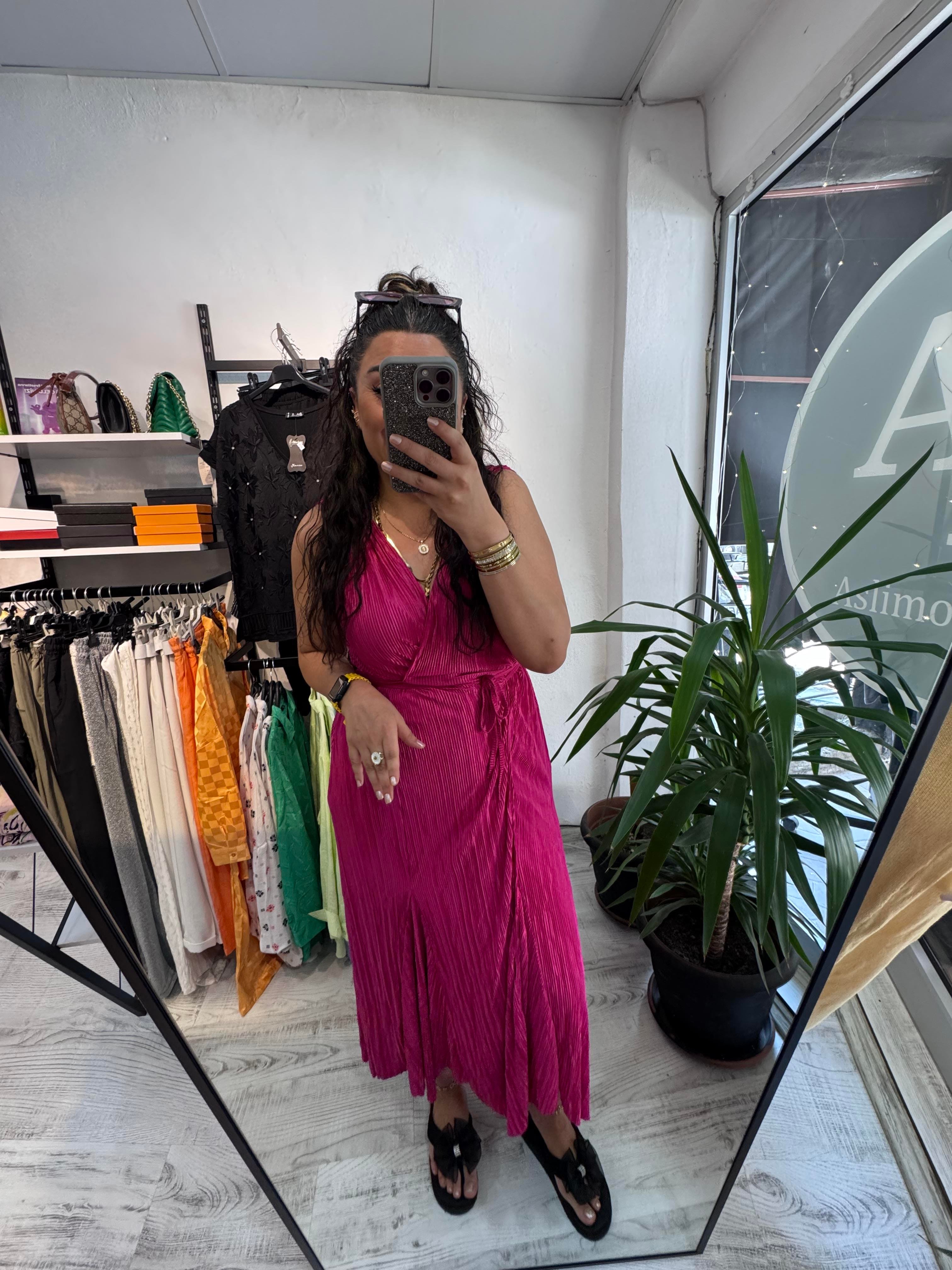 Piliseli Pembe Elbise