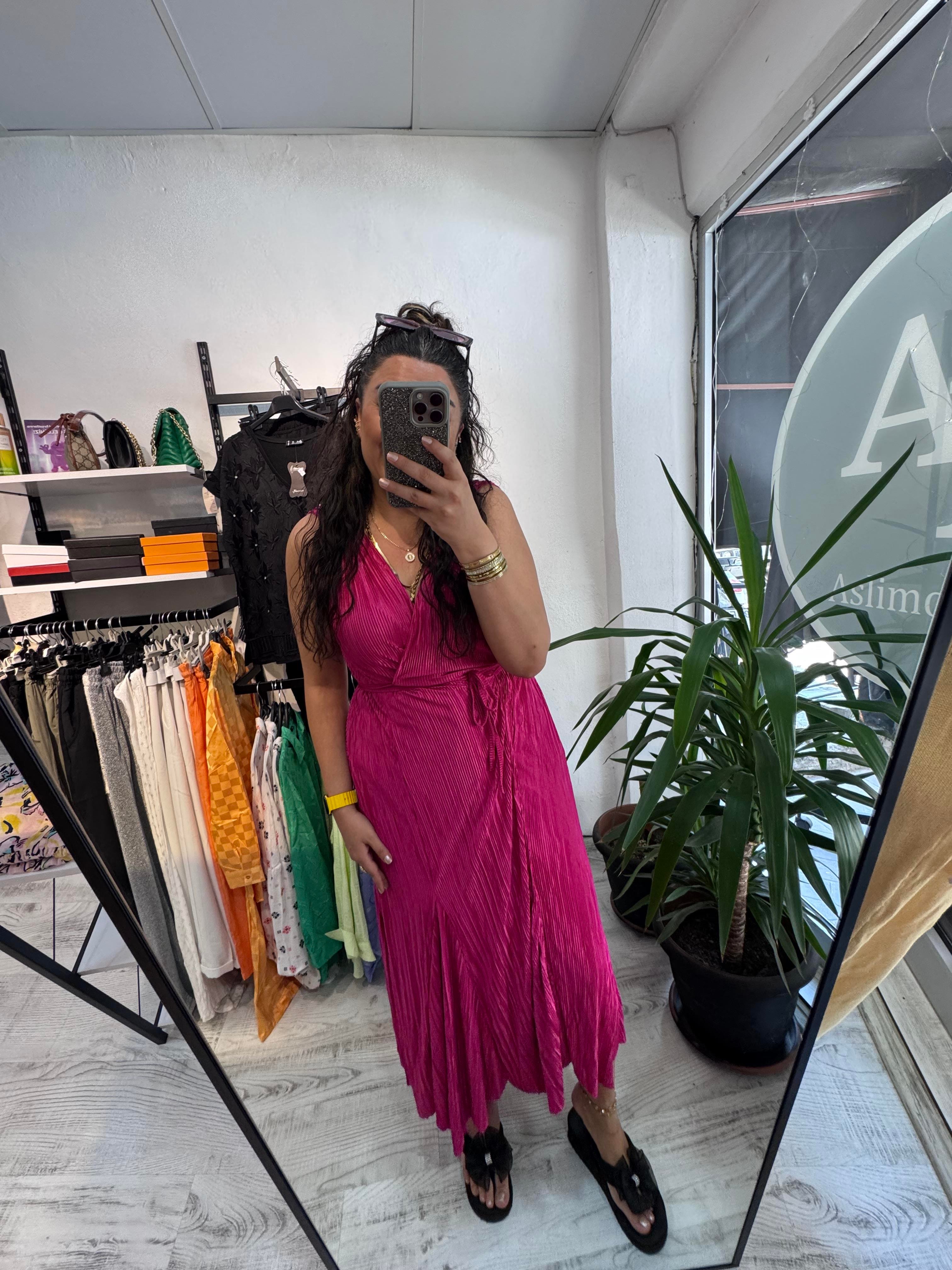 Piliseli Pembe Elbise