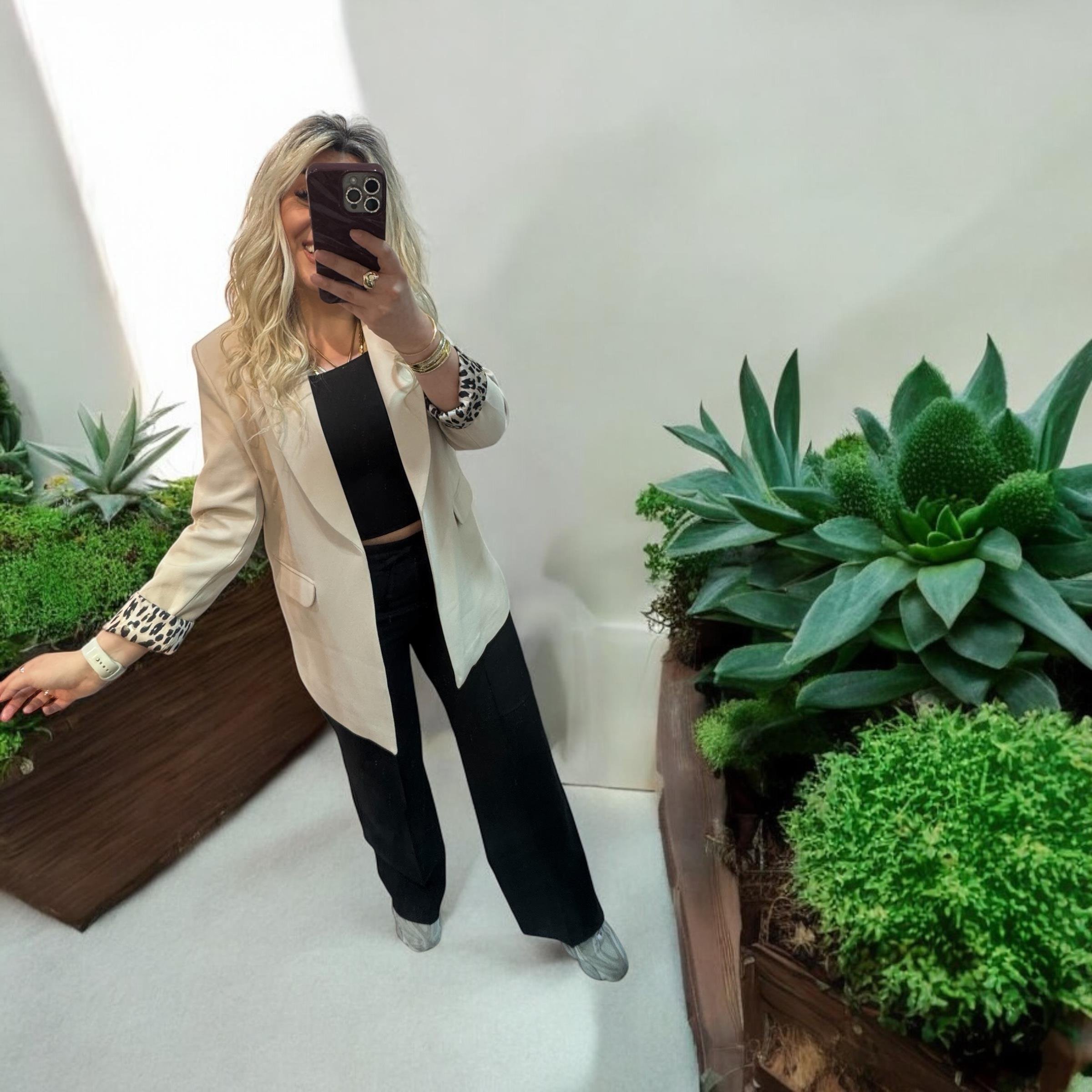 Premium Kalite Leopar Detaylı Bej Ceket