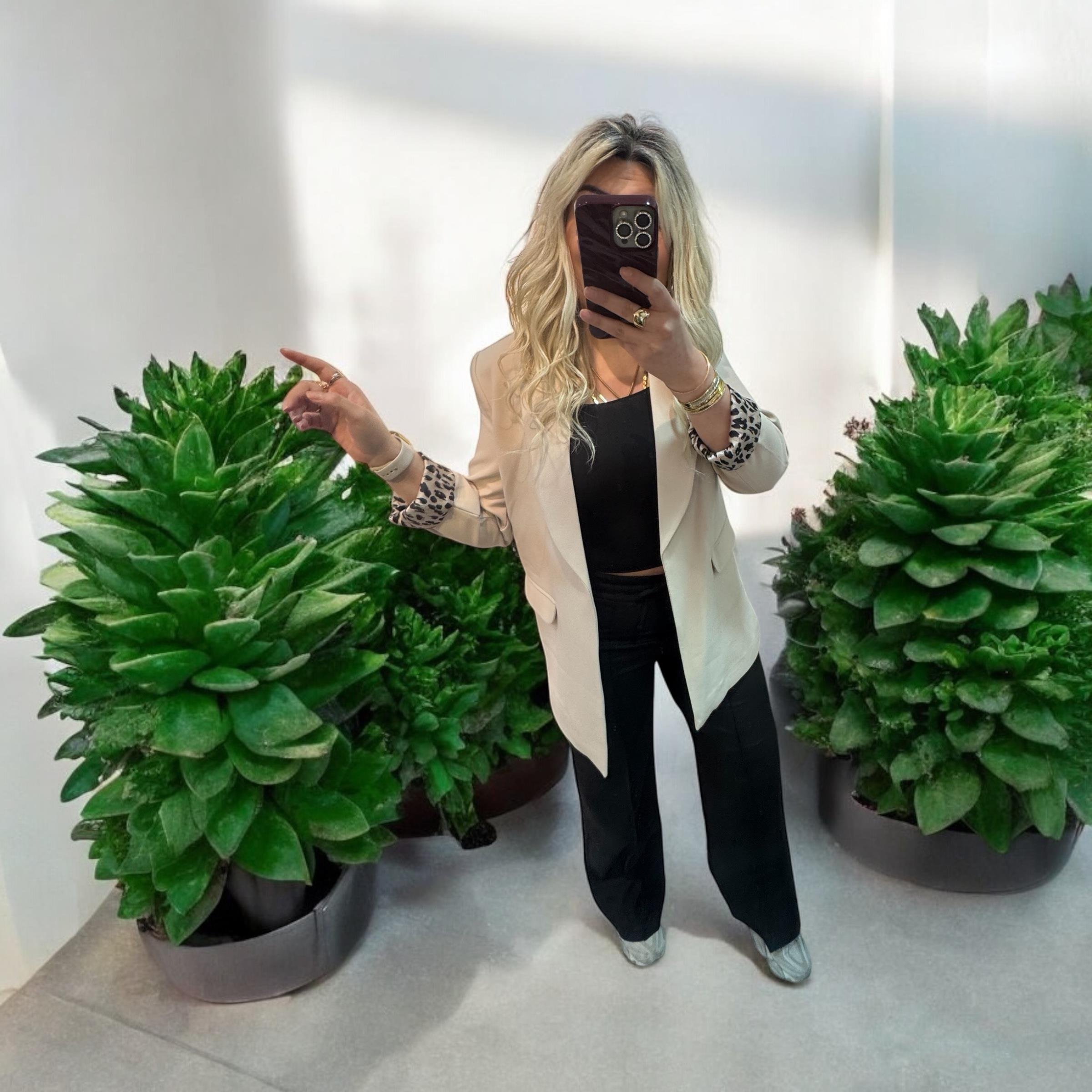 Premium Kalite Leopar Detaylı Bej Ceket