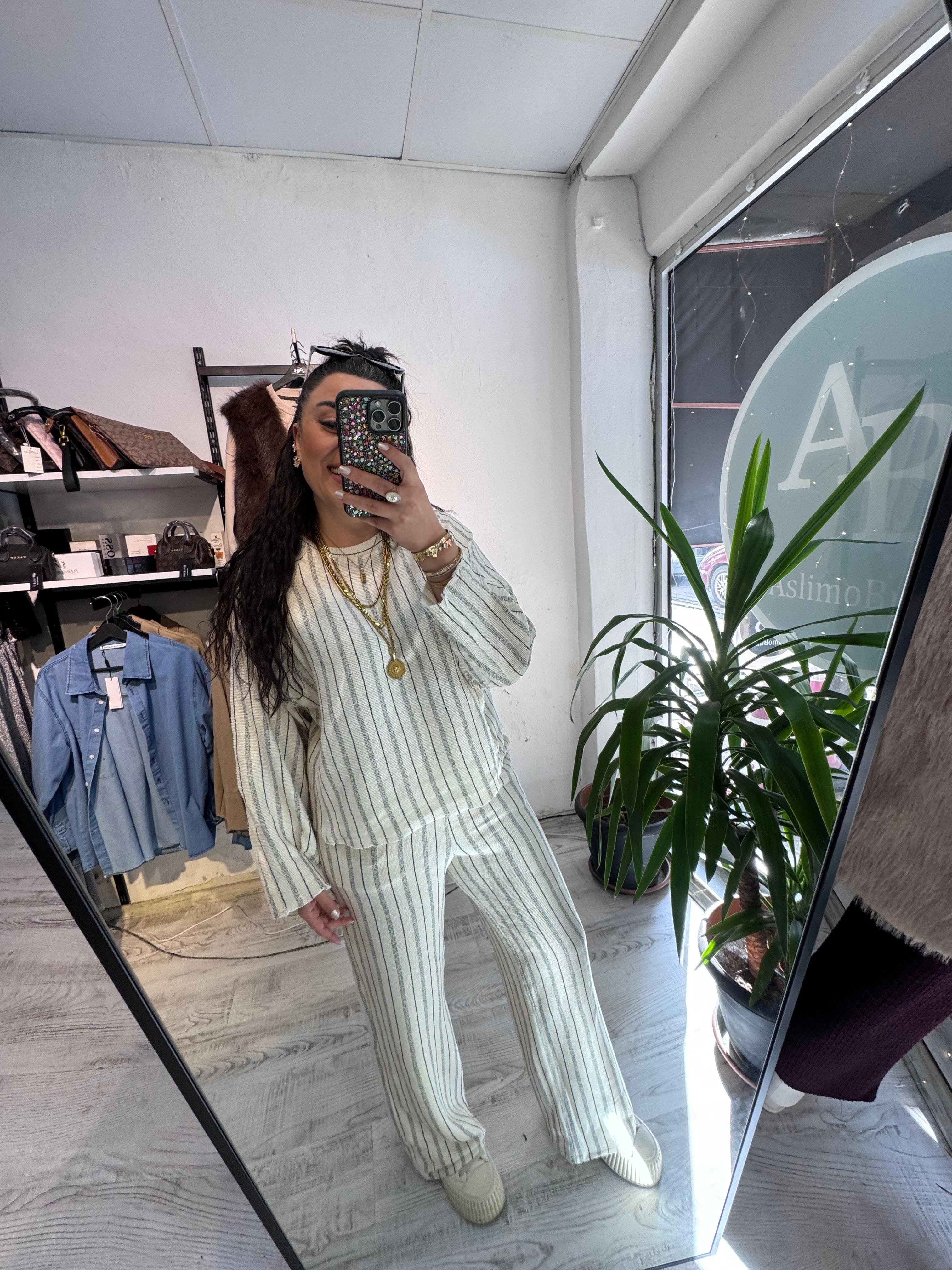 Premium Seri Çizgili Takım