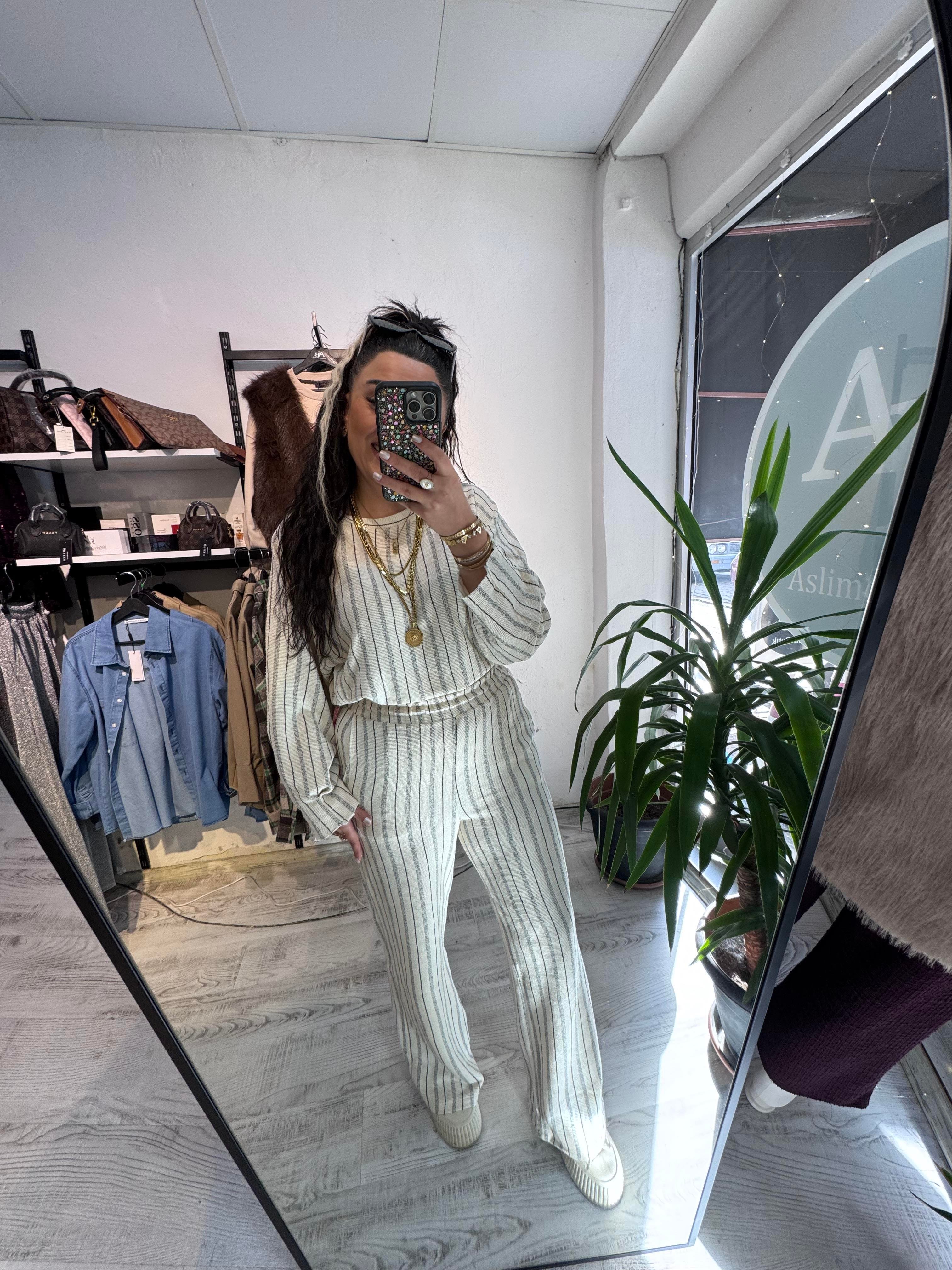 Premium Seri Çizgili Takım