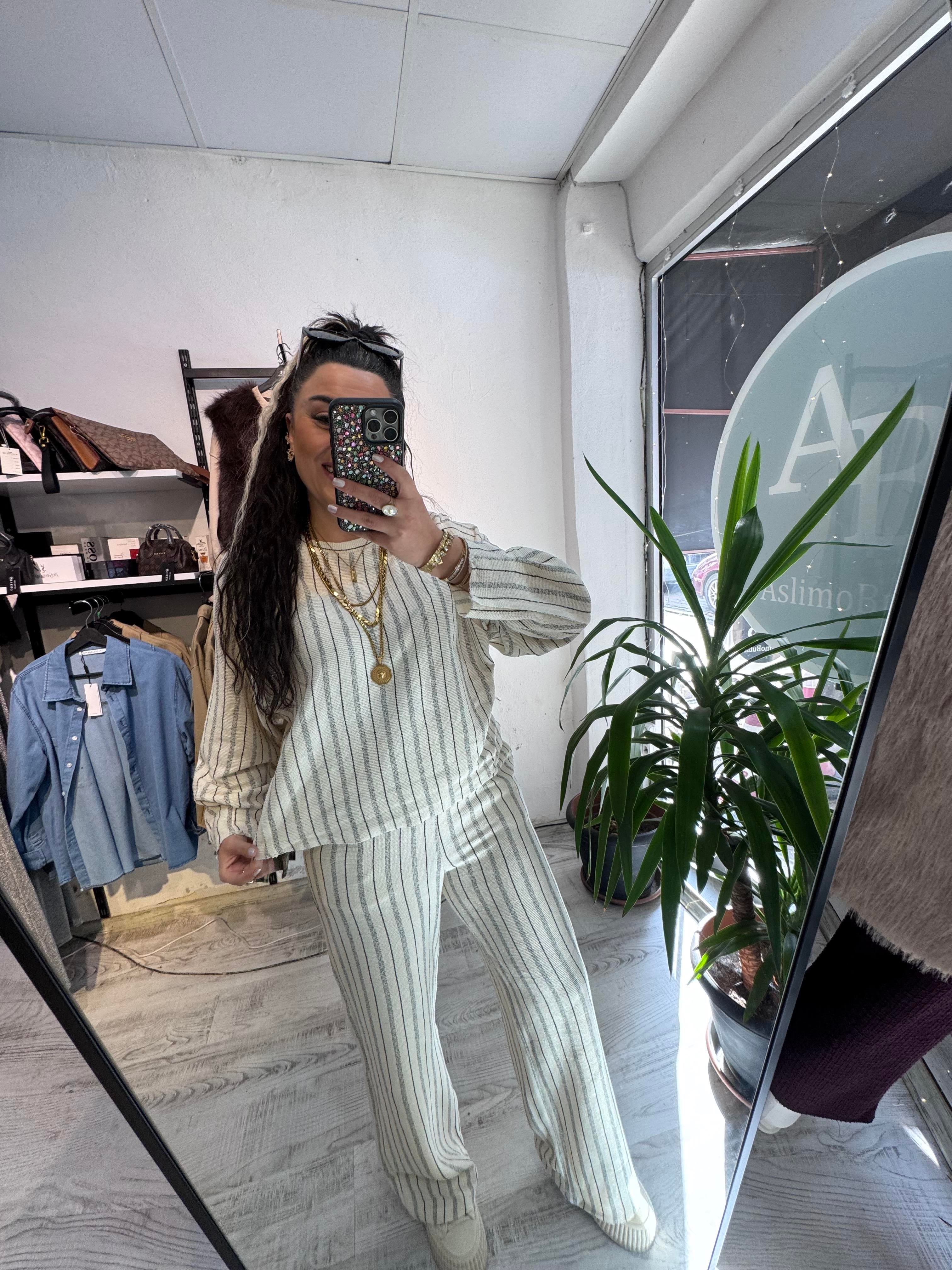 Premium Seri Çizgili Takım