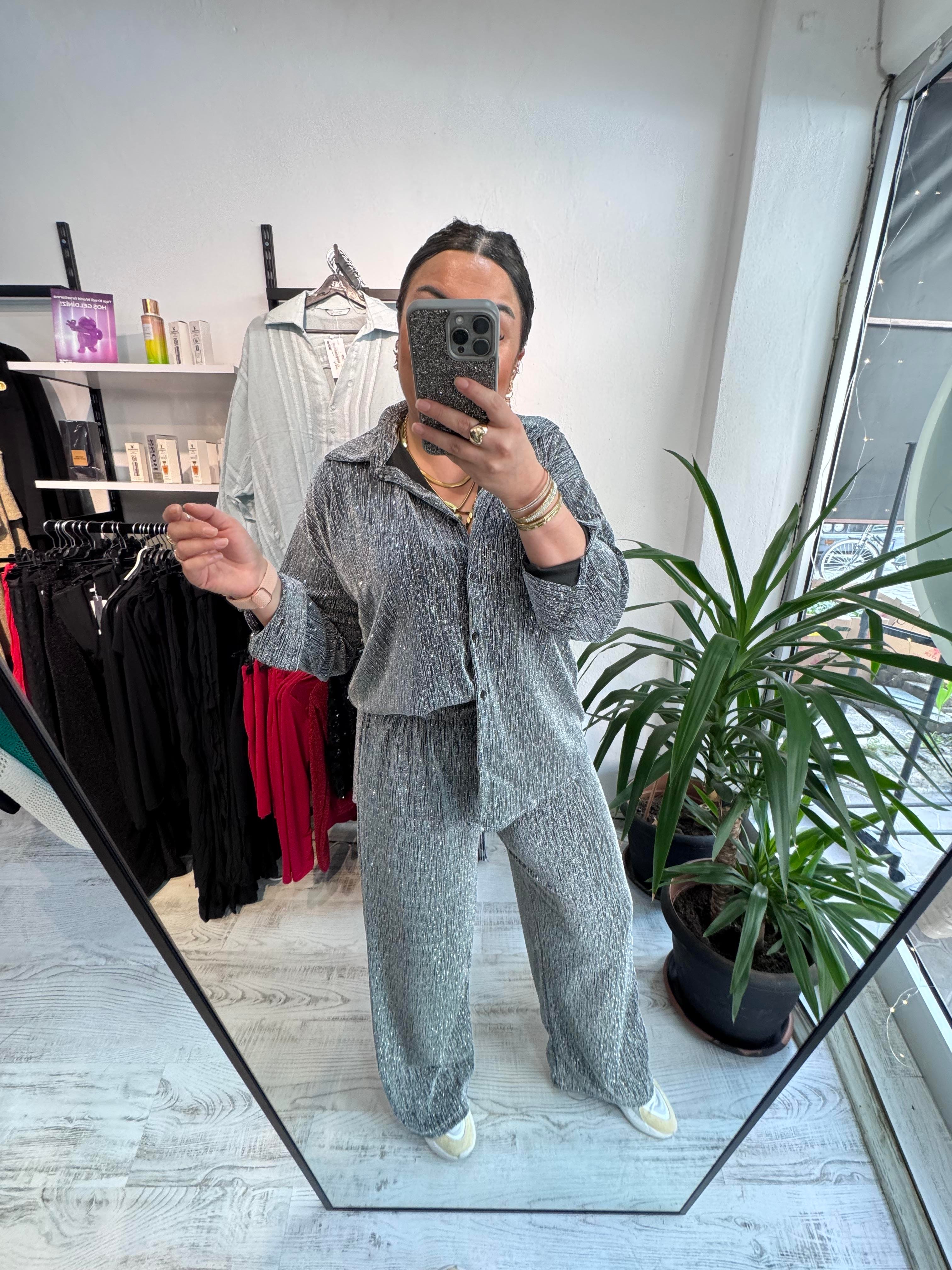 Simli Taş Detaylı Likralı Takım