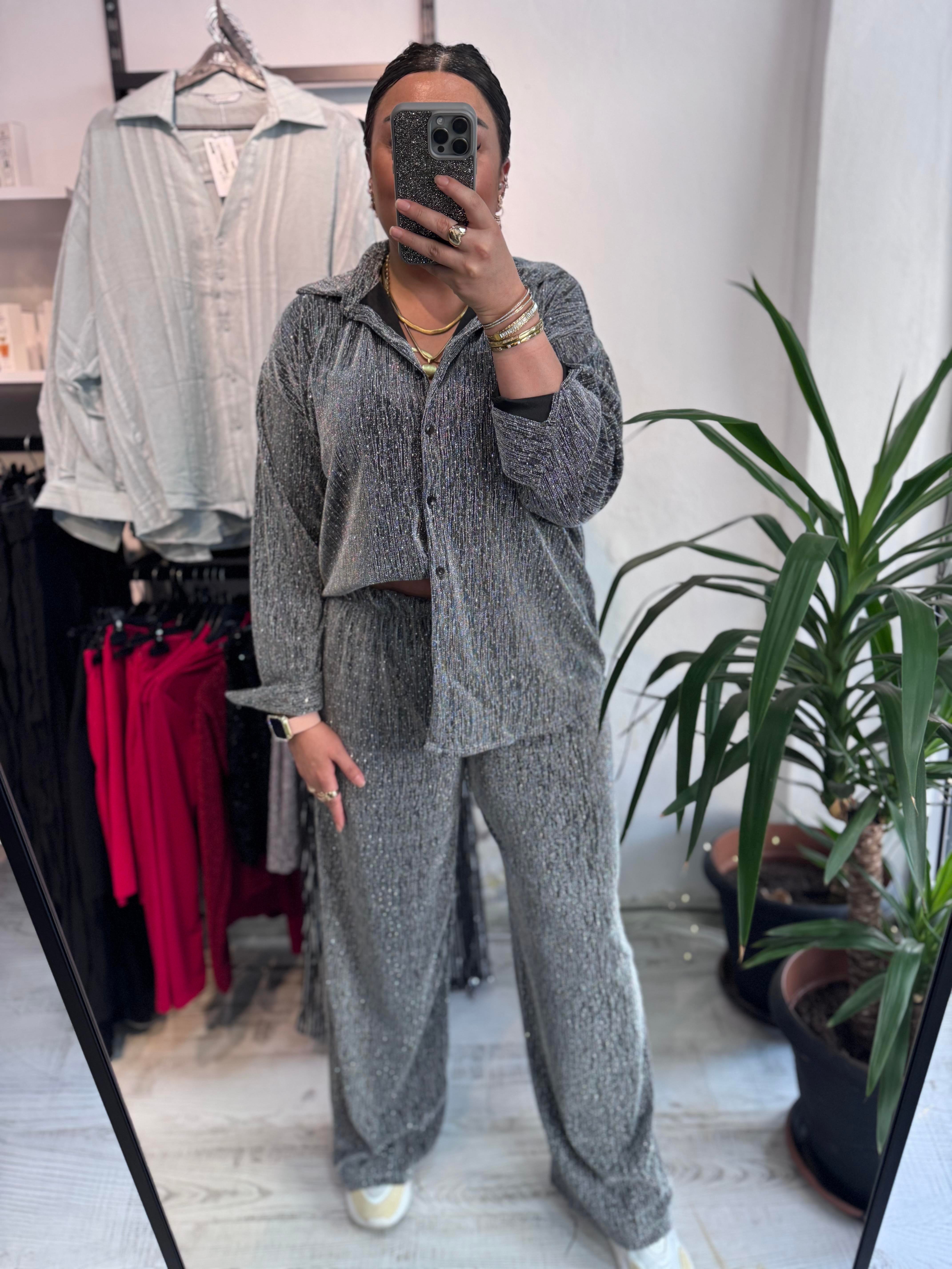 Simli Taş Detaylı Likralı Takım