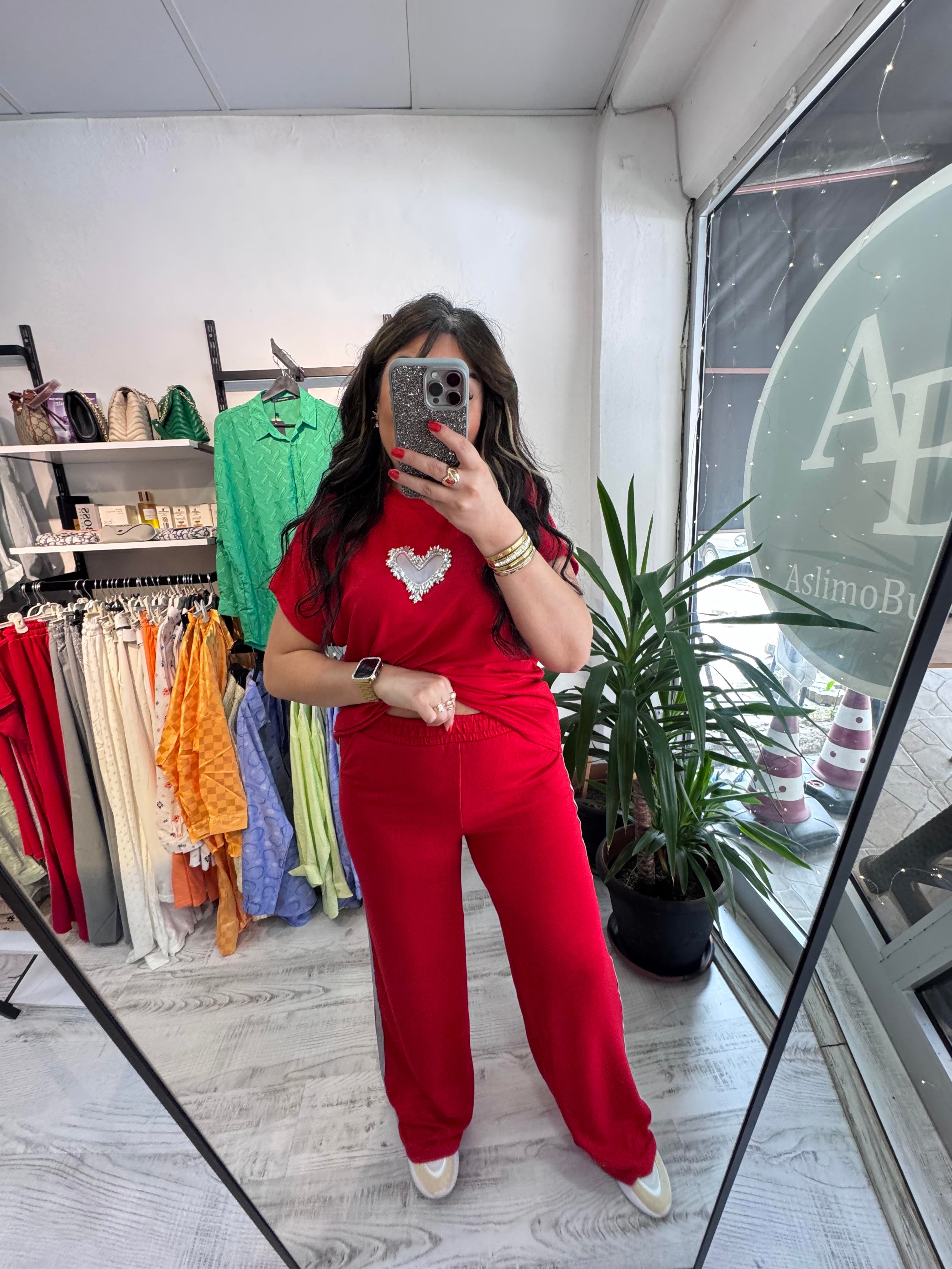 Taş Detaylı Premium Seri Modal Kumaş Kırmızı Takım