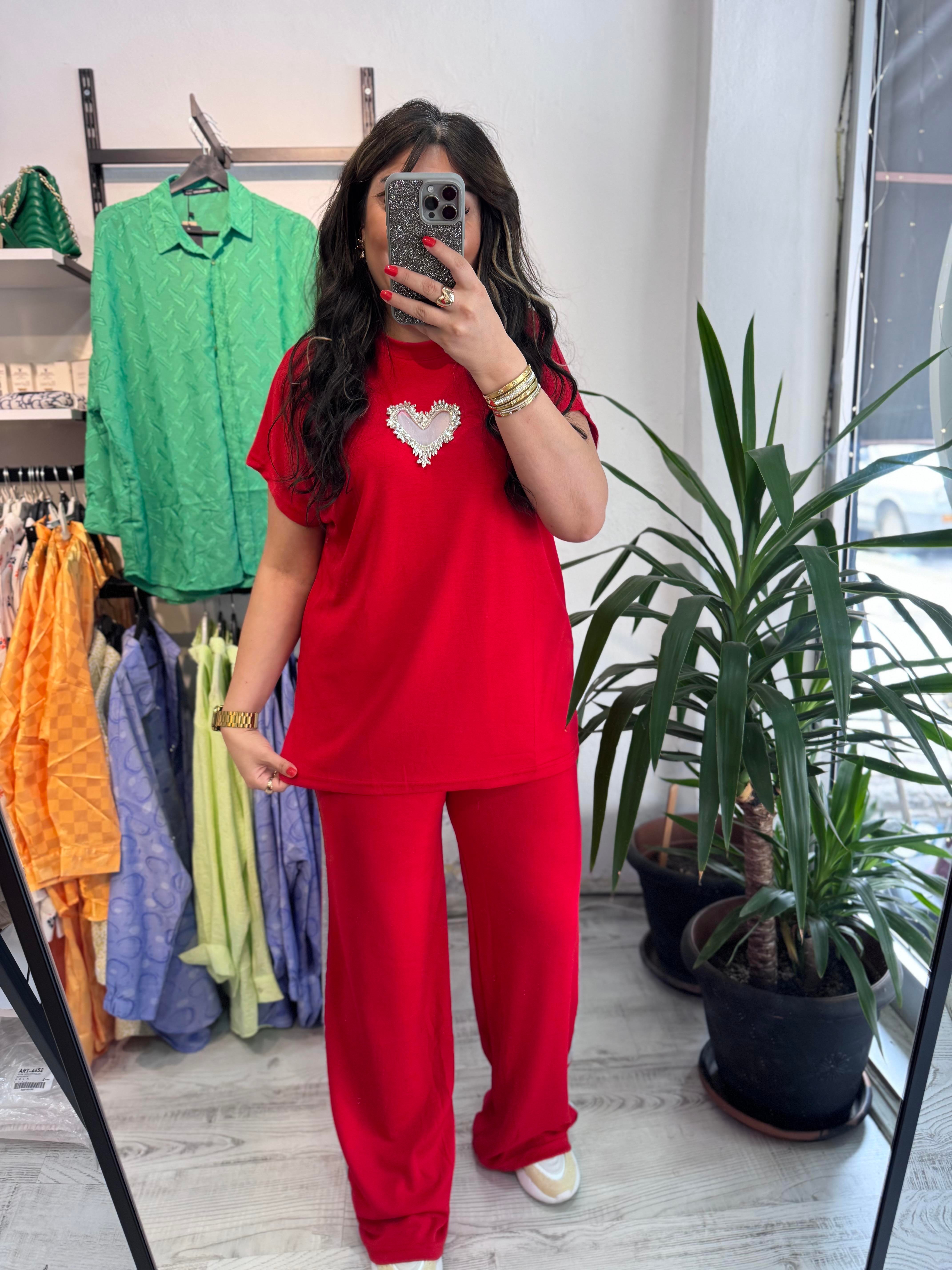 Taş Detaylı Premium Seri Modal Kumaş Kırmızı Takım