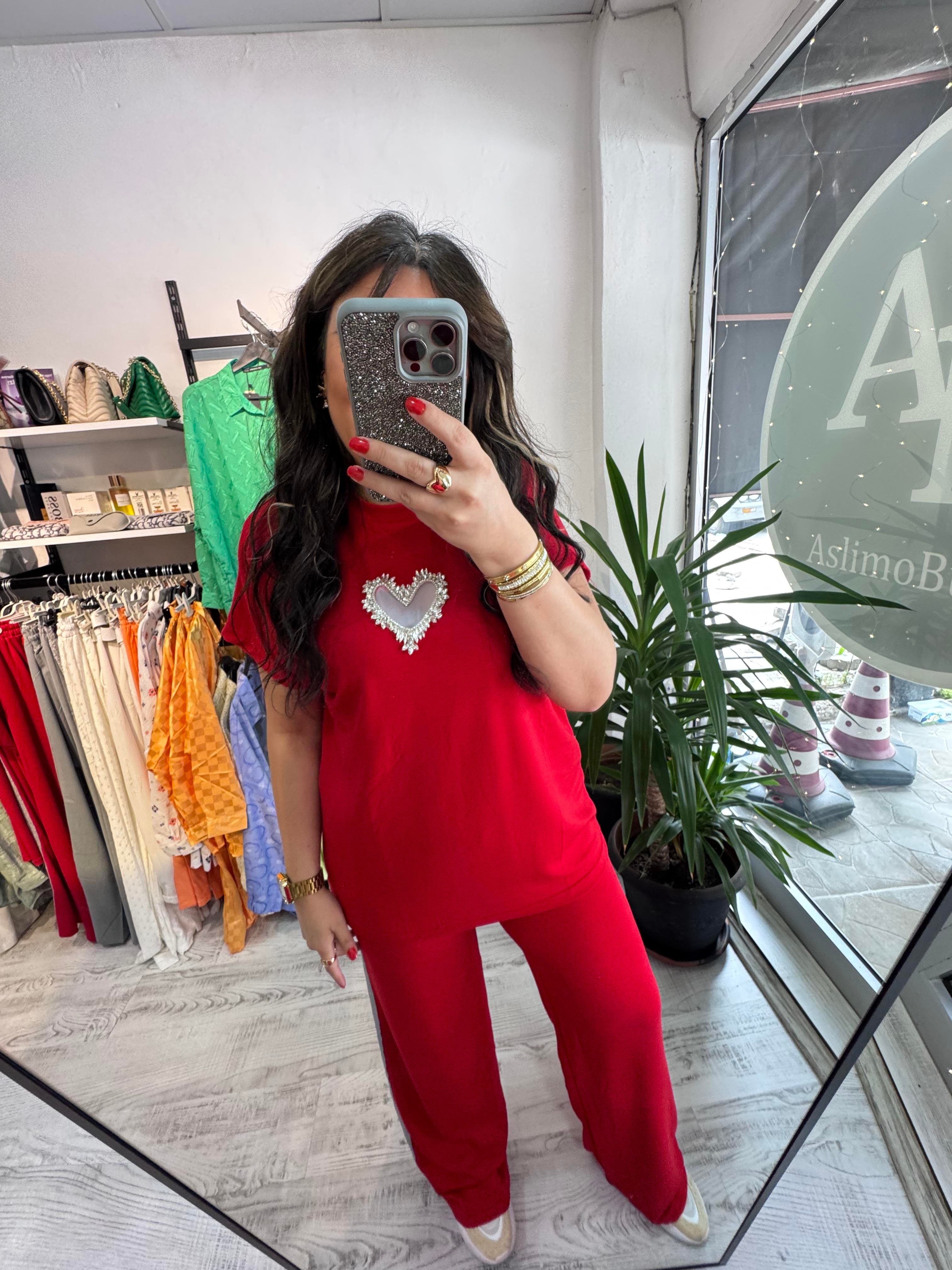 Taş Detaylı Premium Seri Modal Kumaş Kırmızı Takım