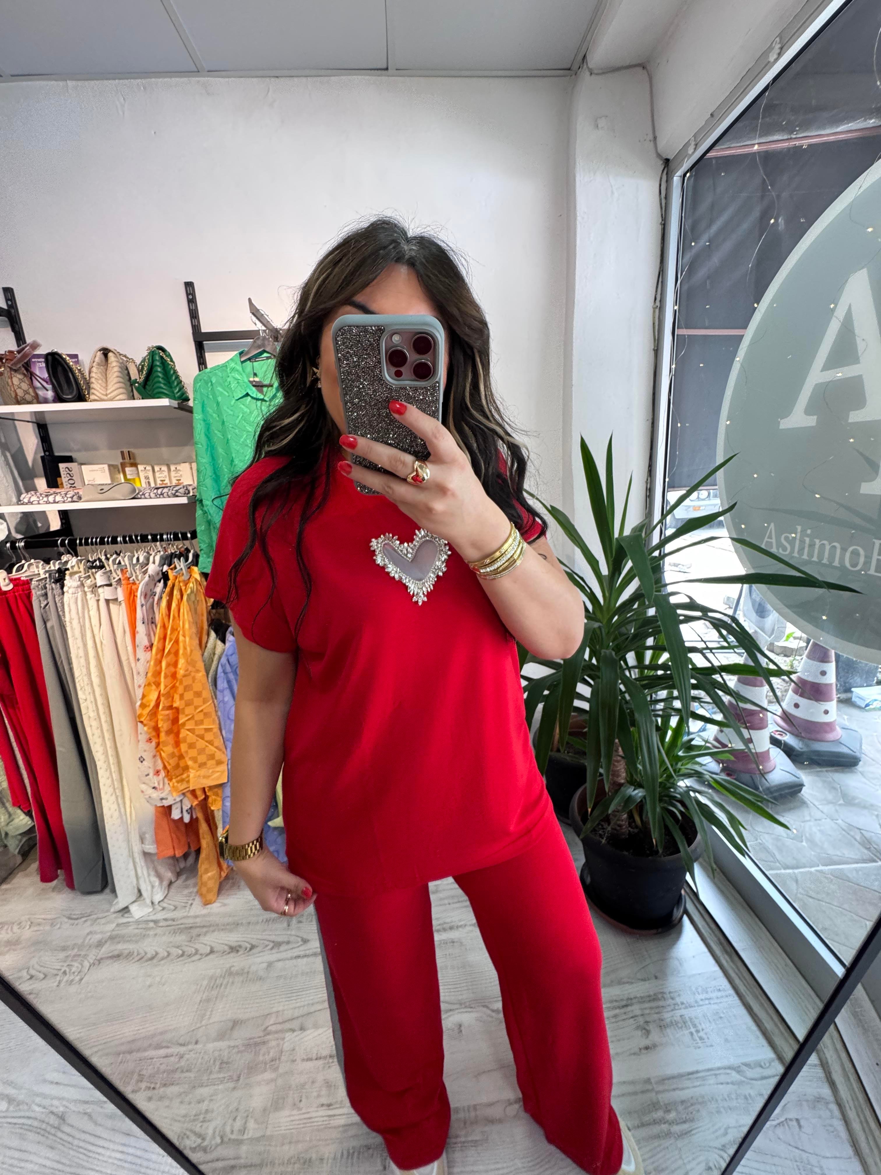 Taş Detaylı Premium Seri Modal Kumaş Kırmızı Takım