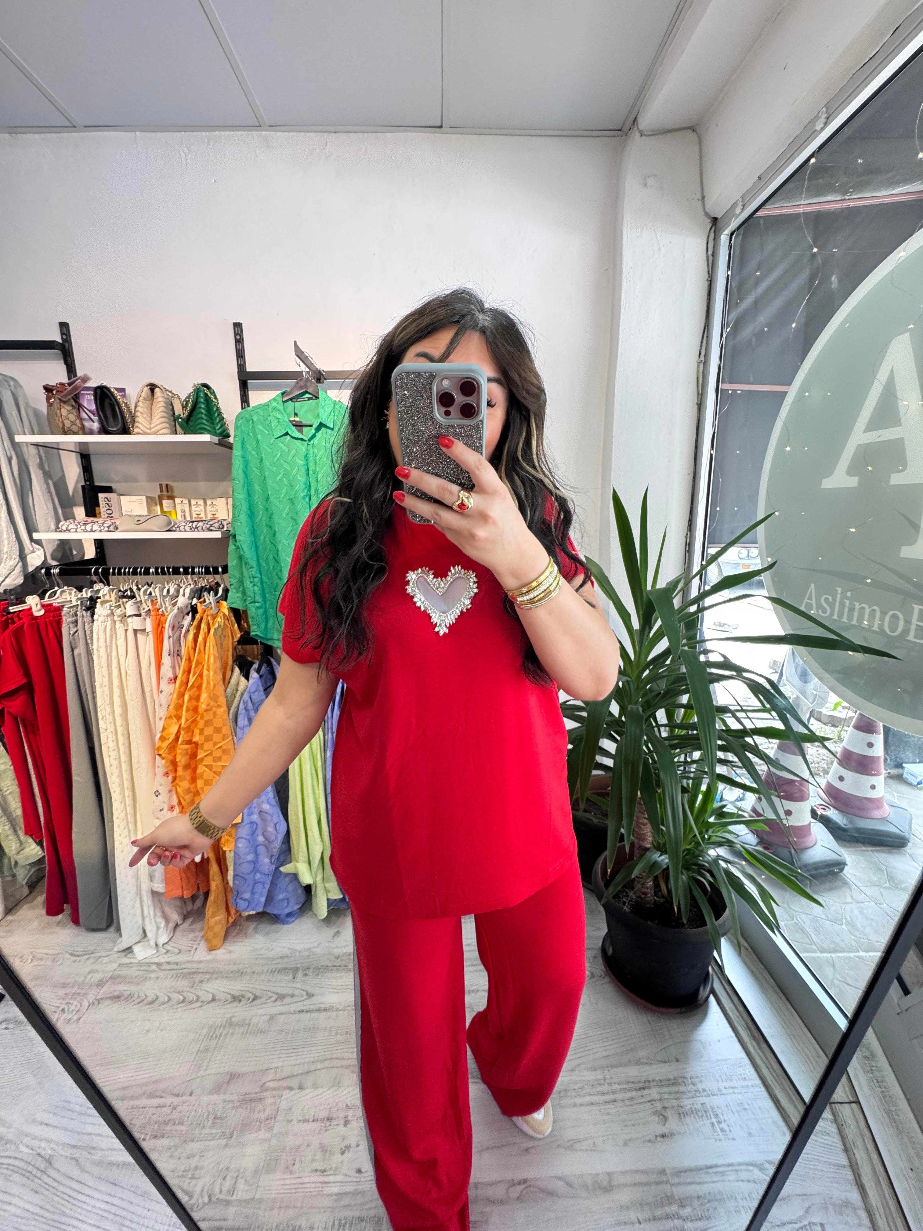 Taş Detaylı Premium Seri Modal Kumaş Kırmızı Takım