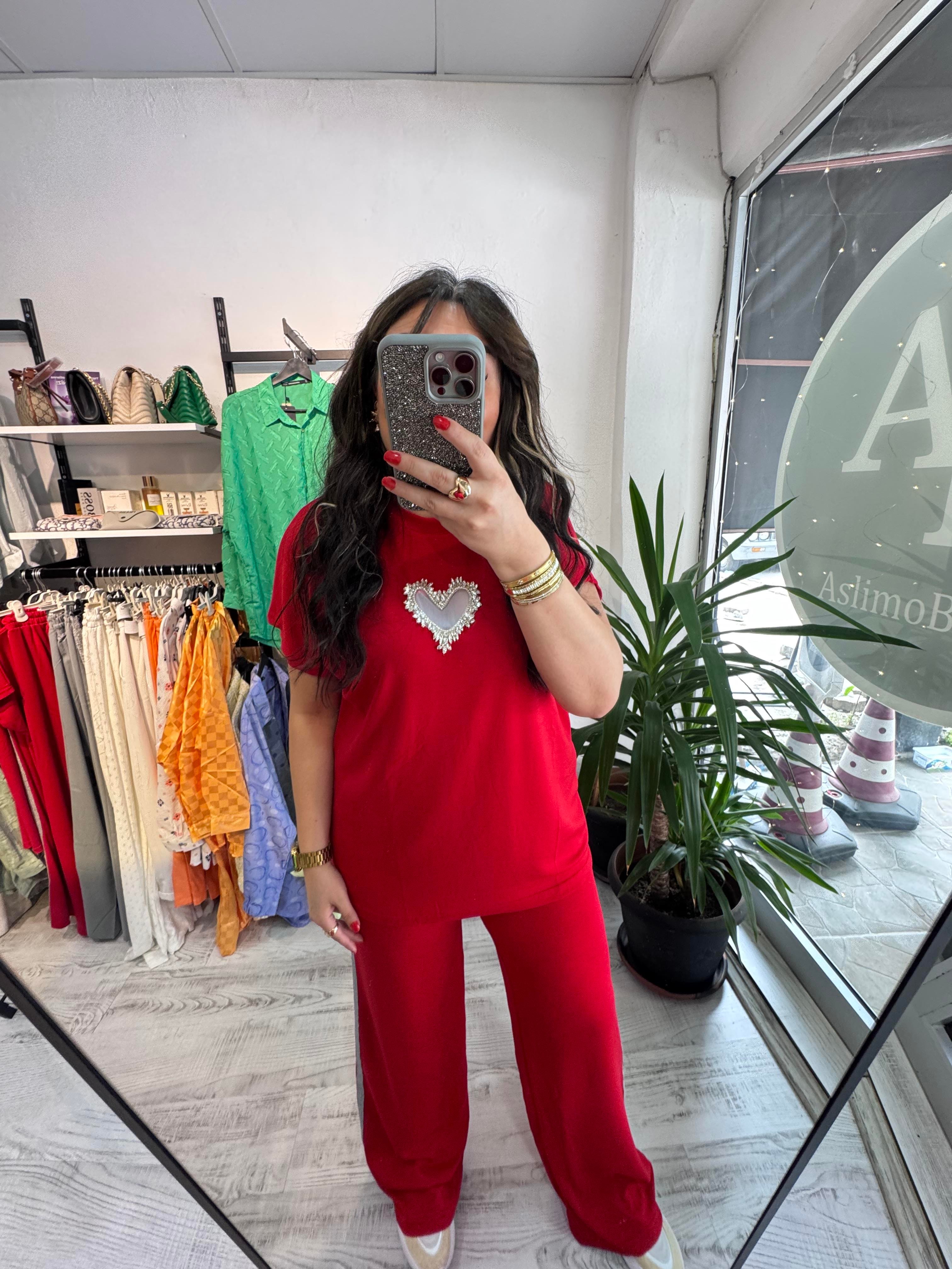 Taş Detaylı Premium Seri Modal Kumaş Kırmızı Takım