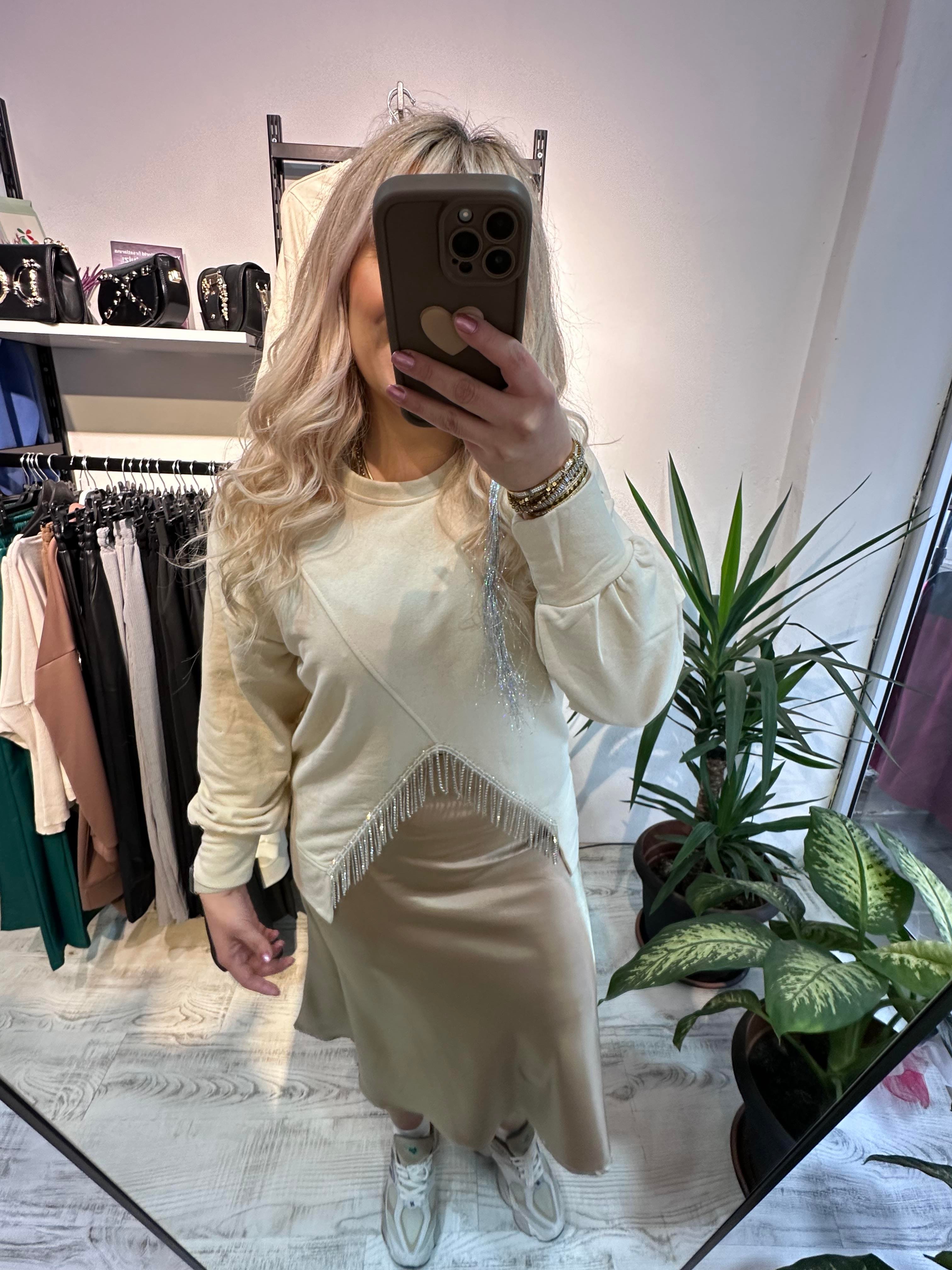 Taşlı Bej Sweatshirt