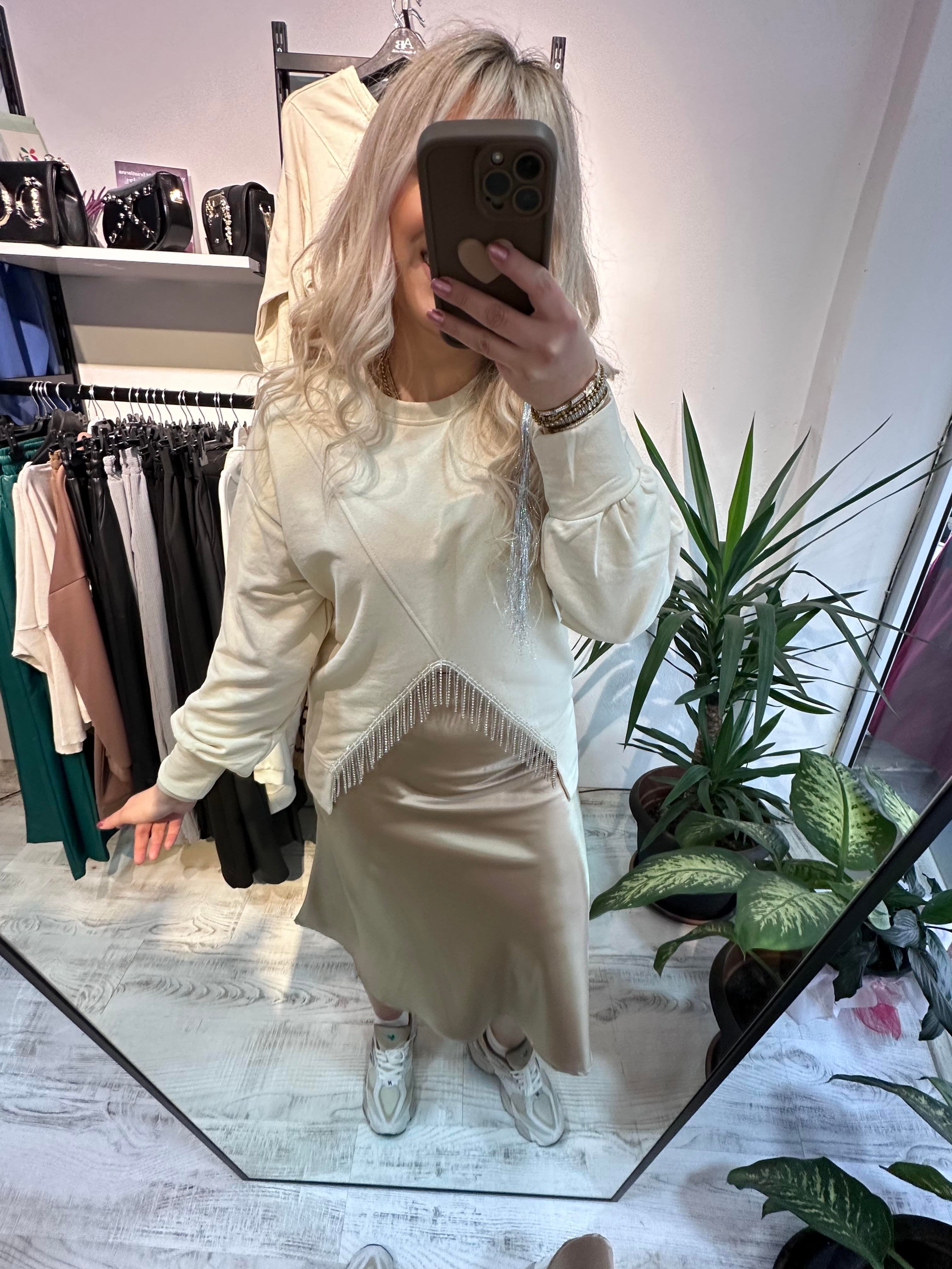 Taşlı Bej Sweatshirt