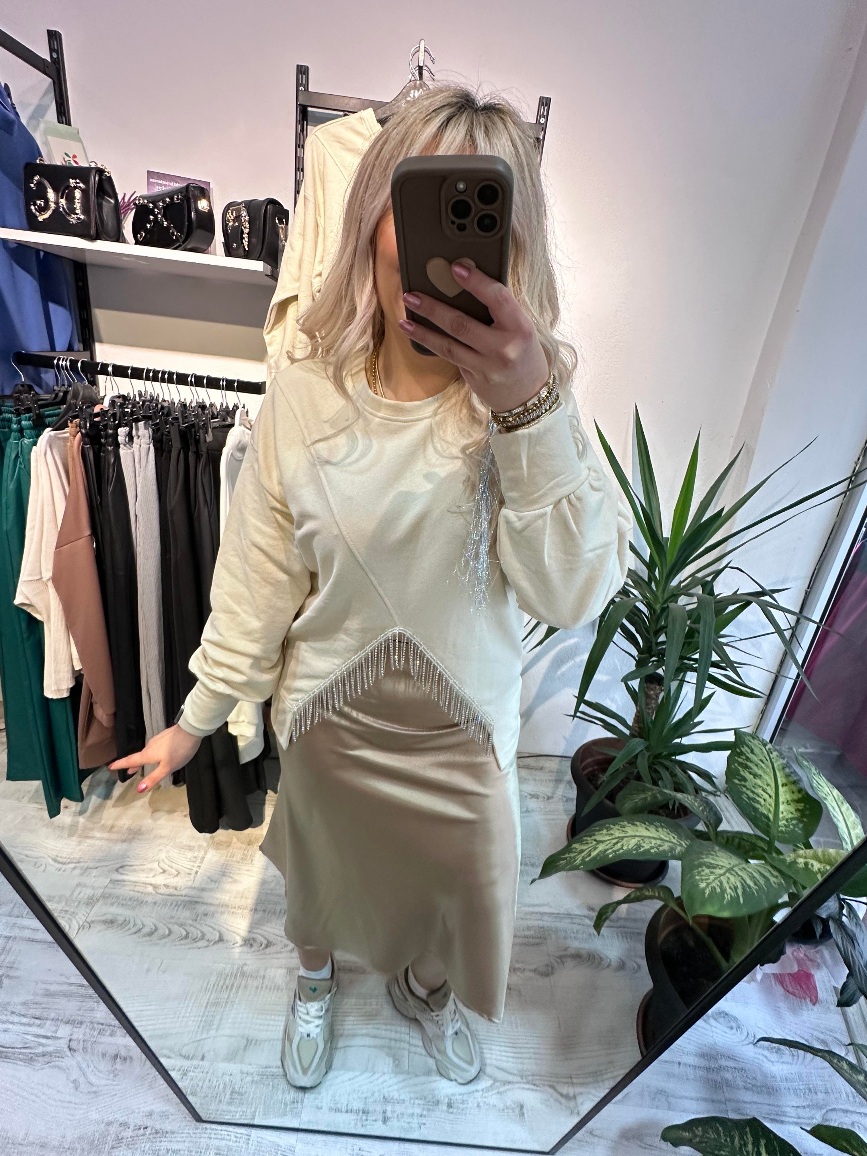 Taşlı Bej Sweatshirt