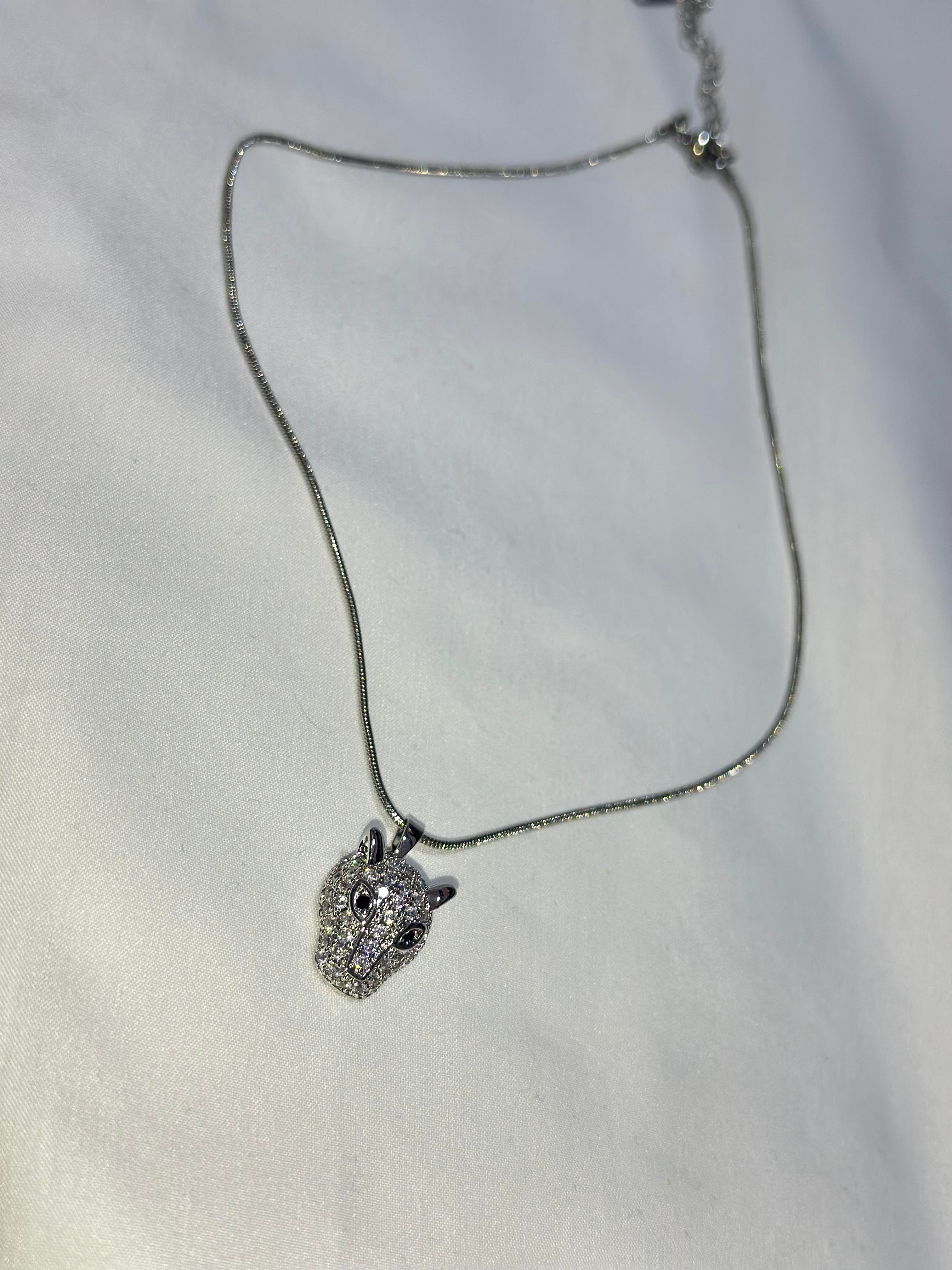 Taşlı Gümüş Çelik Kolye