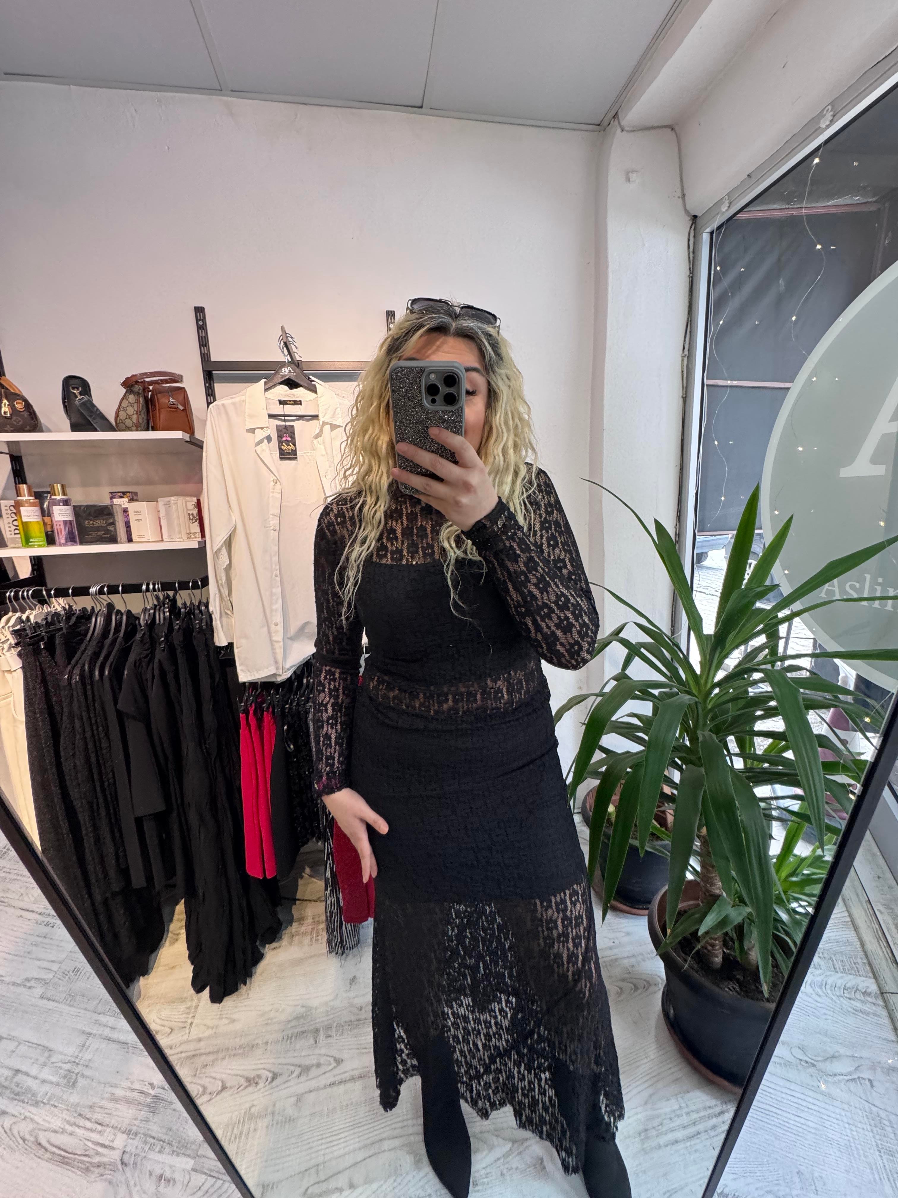 Transparan Astarlı Dantel Etek