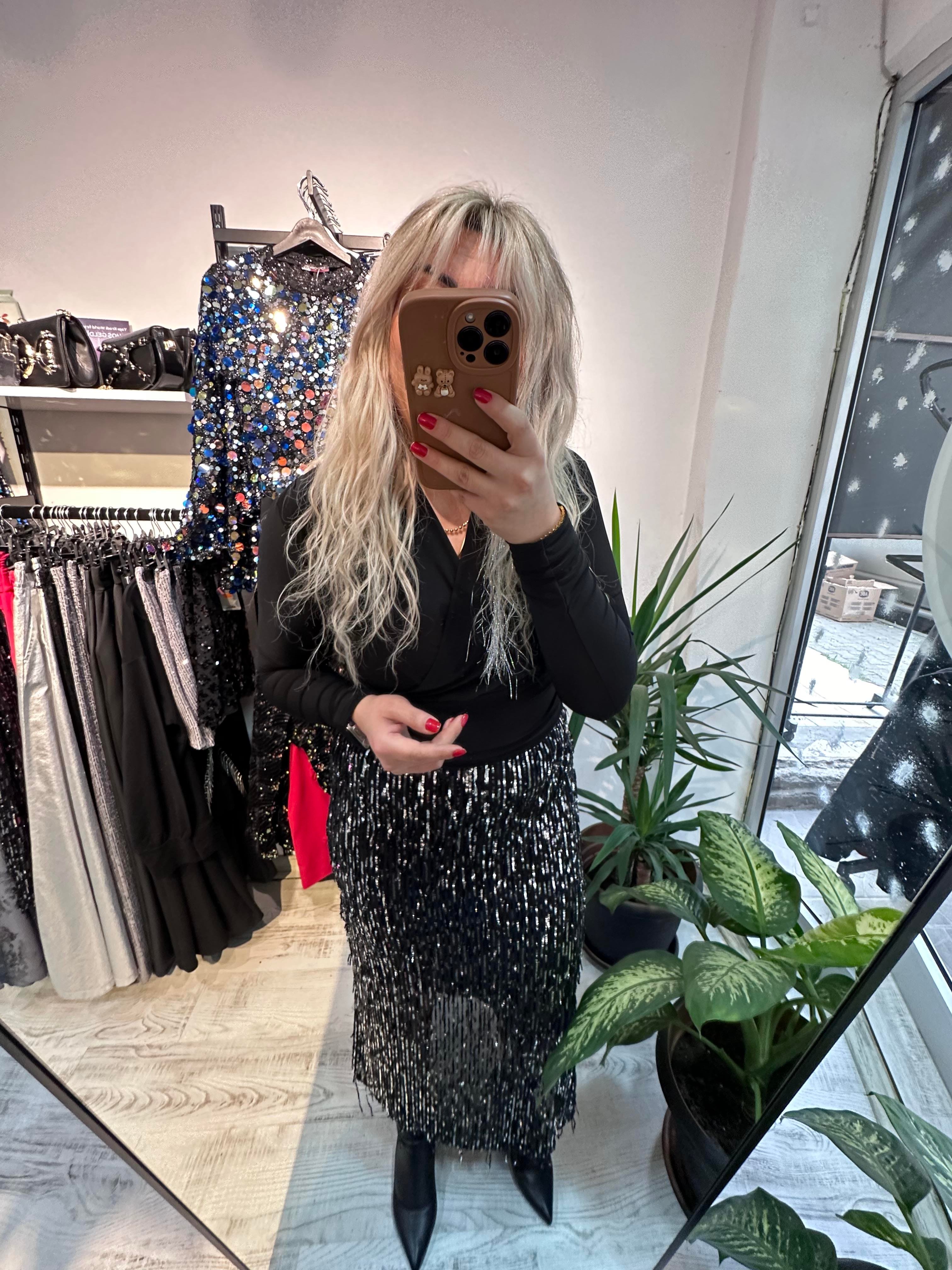 Tüy Pullu Siyah Payet Etek