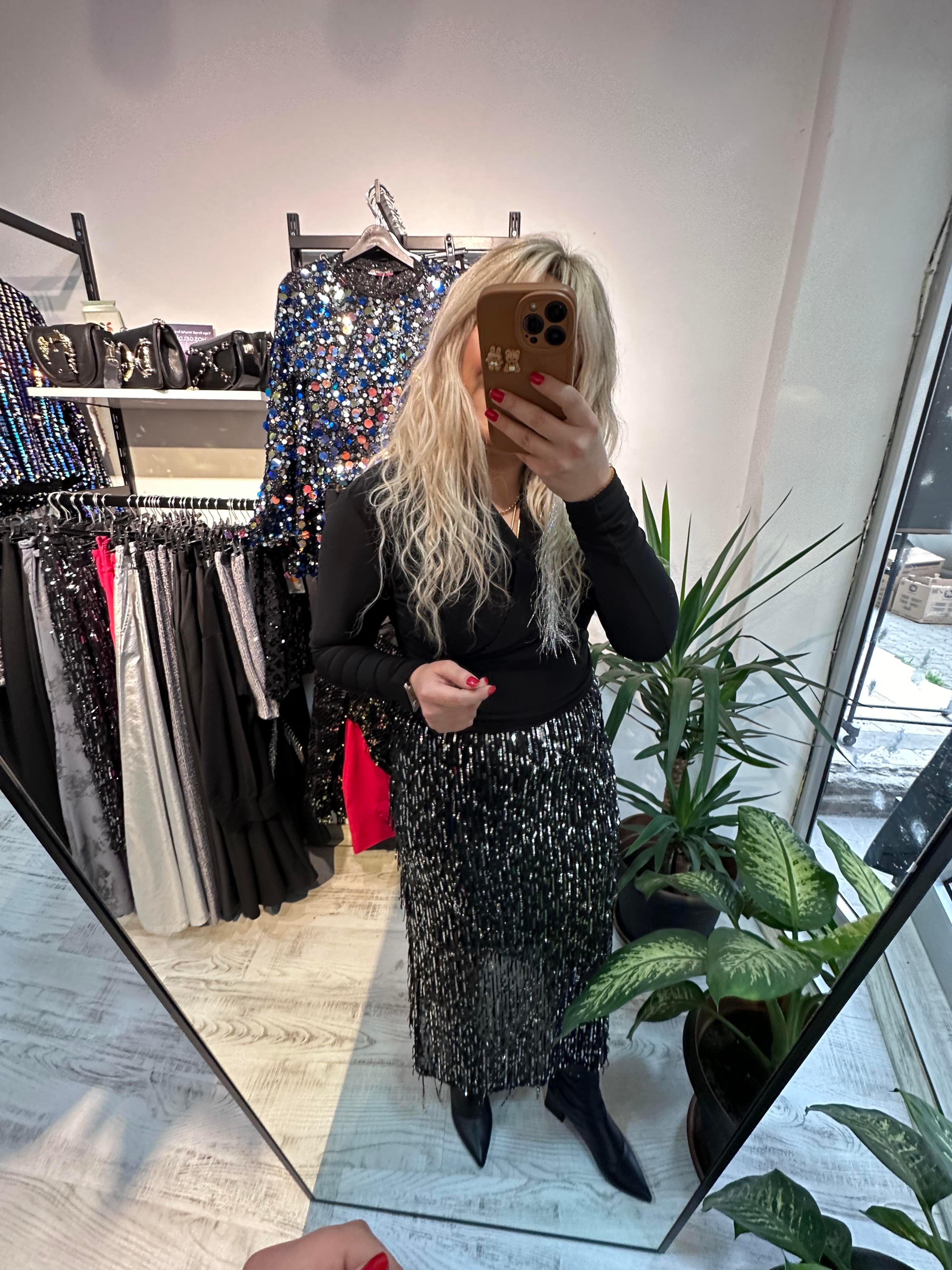 Tüy Pullu Siyah Payet Etek