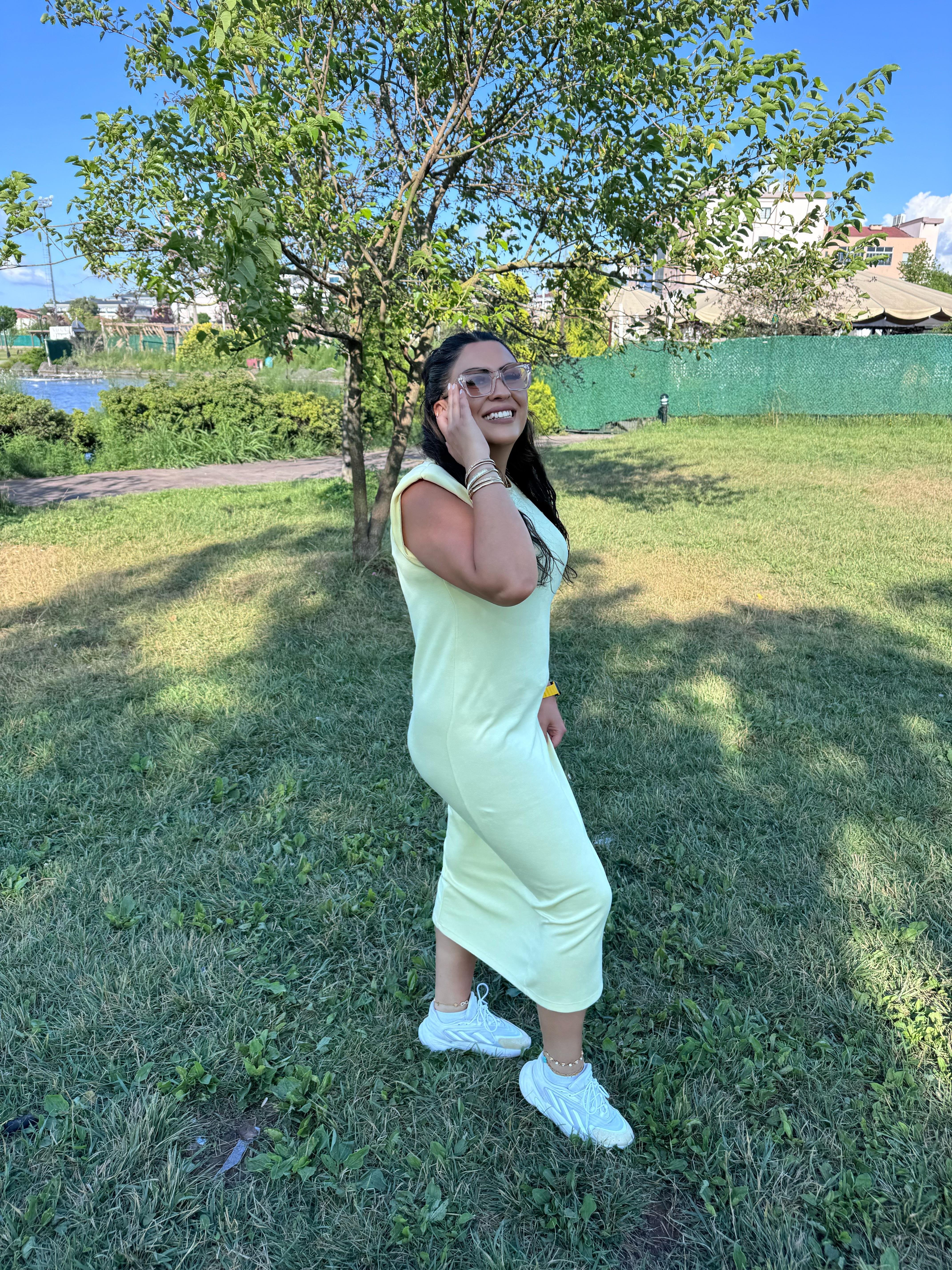 Vatkalı İthal Modal Kumaş Sarı Elbise