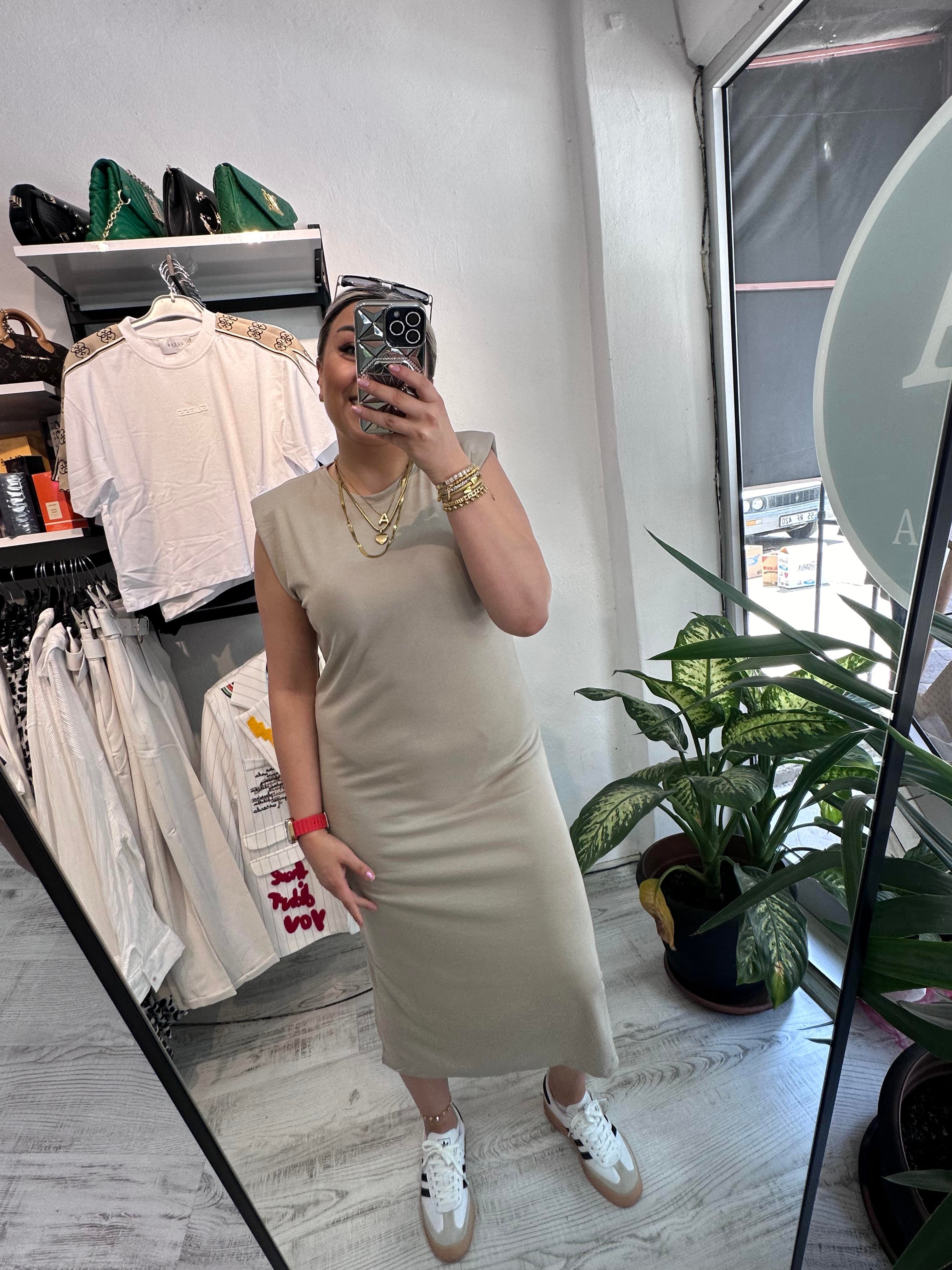 Vatkalı Taş Elbise