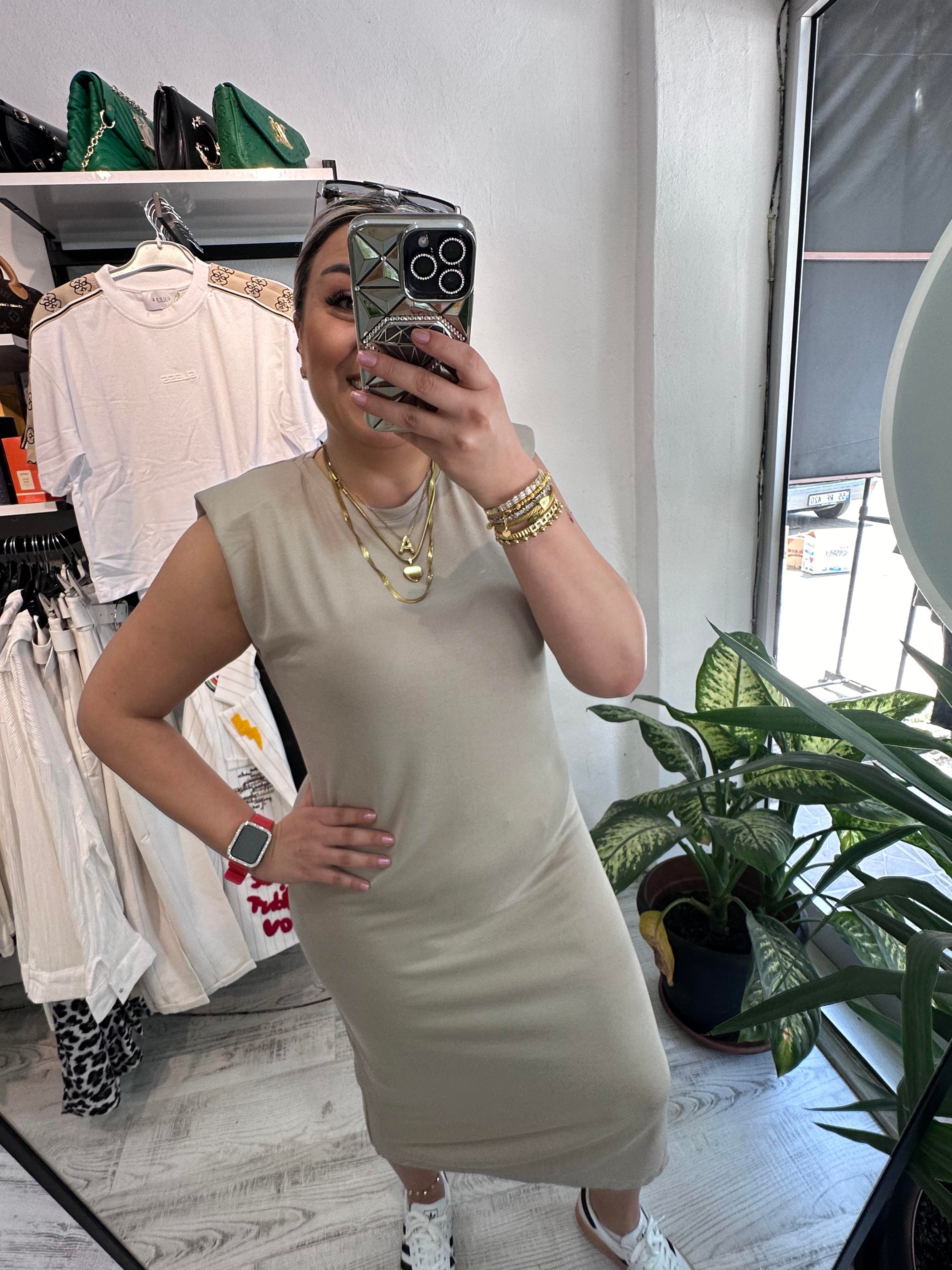 Vatkalı Taş Elbise