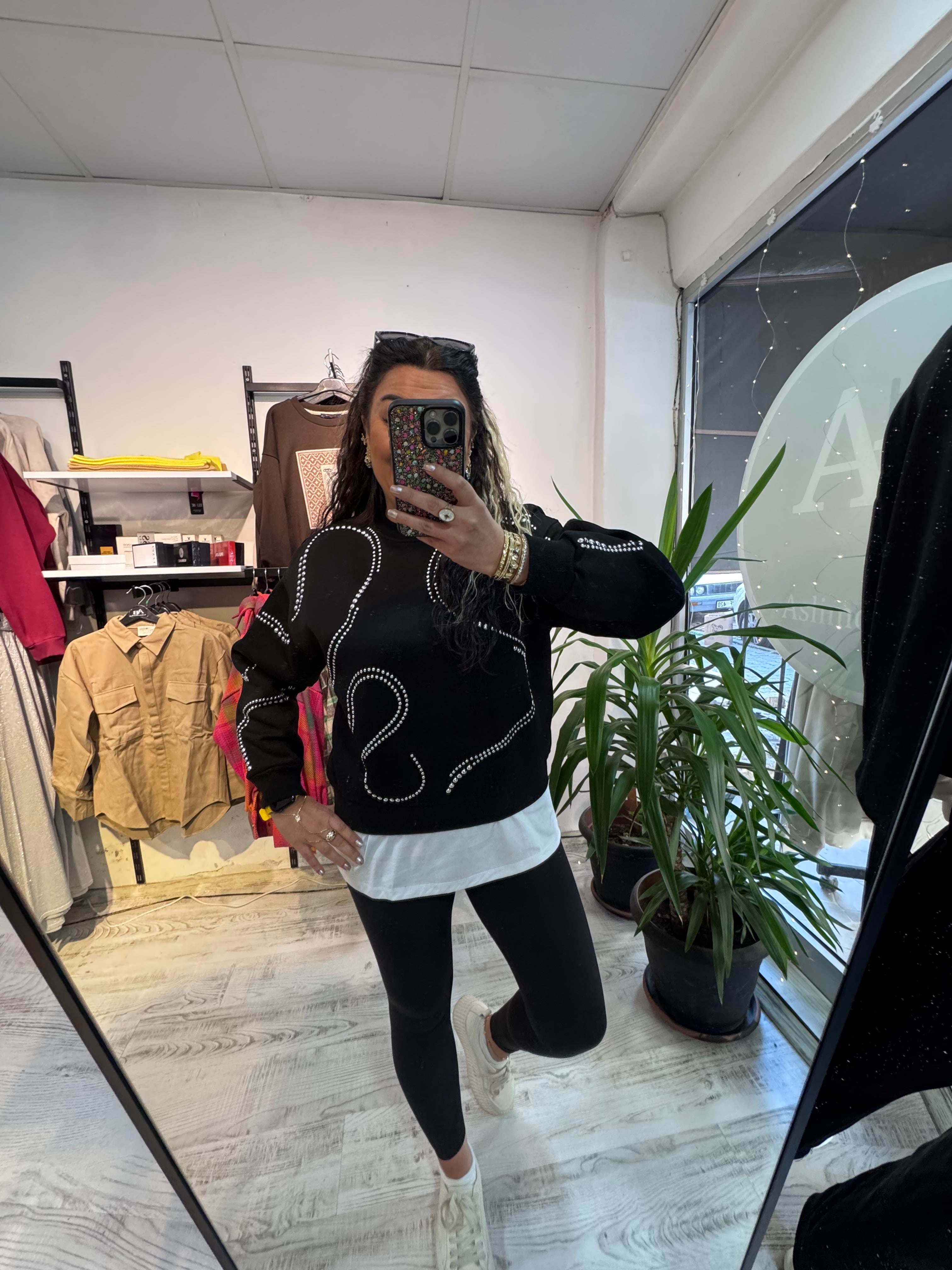 Zımba Detaylı Marka Model Siyah Sweat