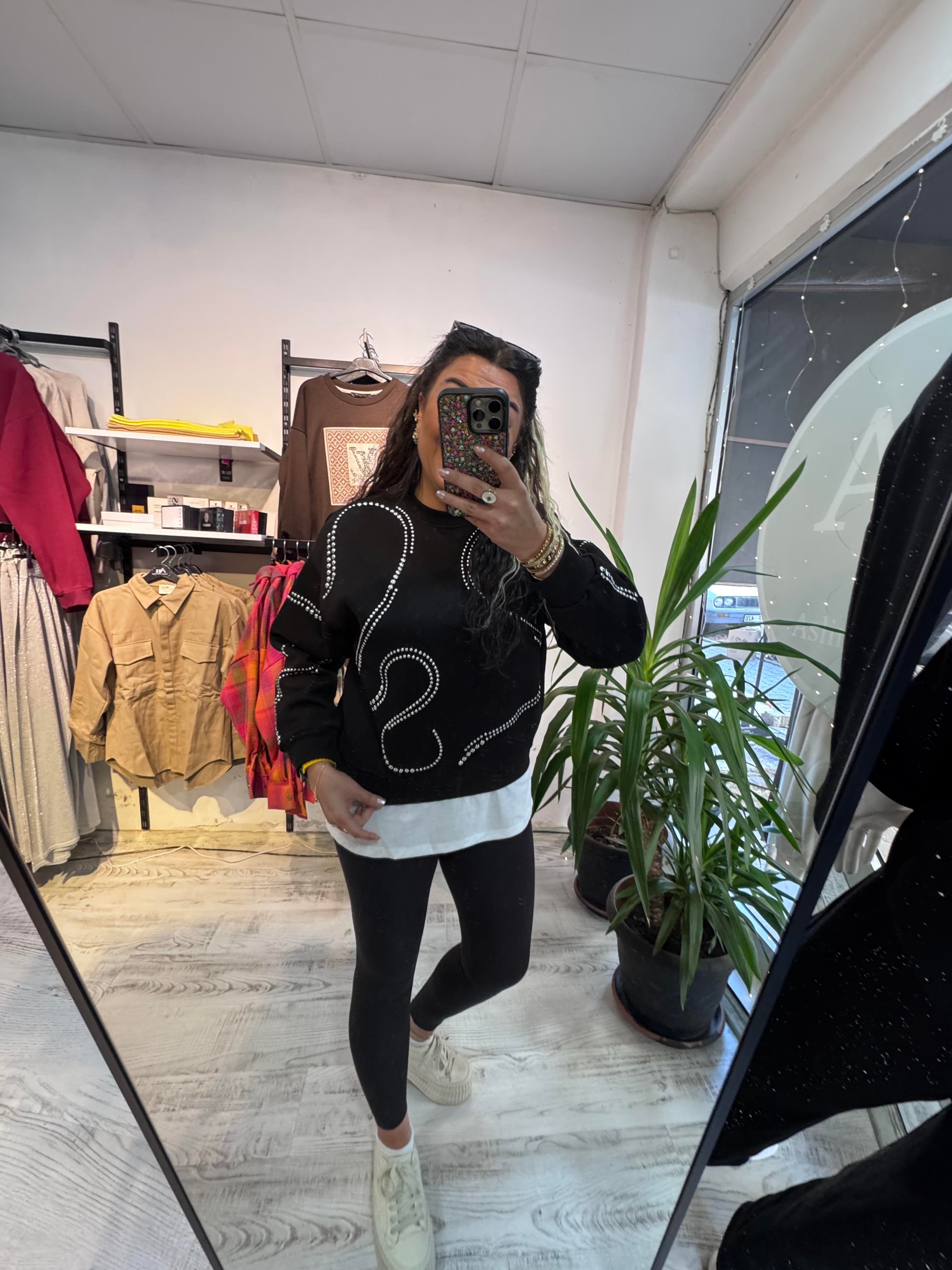 Zımba Detaylı Marka Model Siyah Sweat