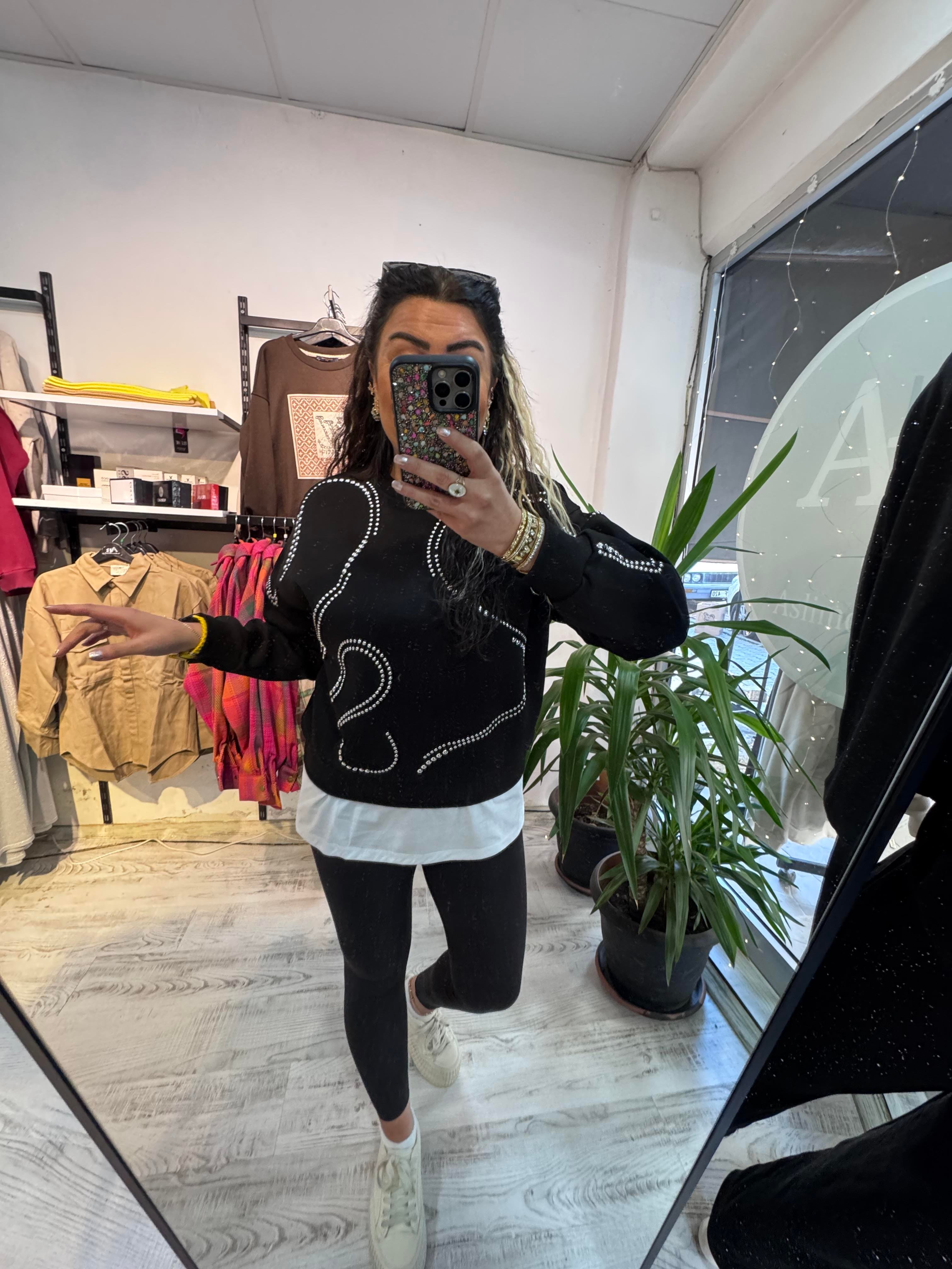 Zımba Detaylı Marka Model Siyah Sweat