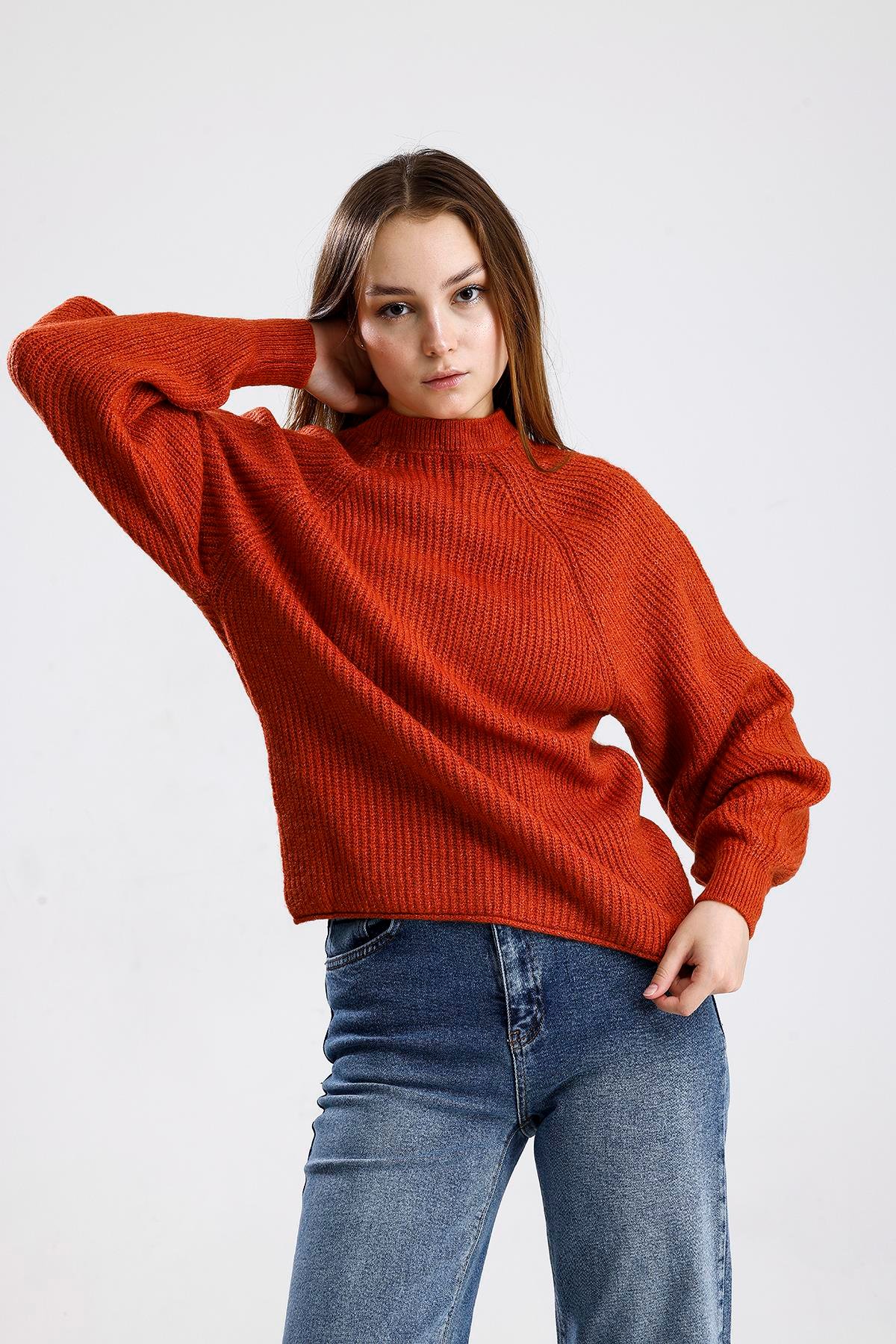 Düz Reglan Kol Kazak