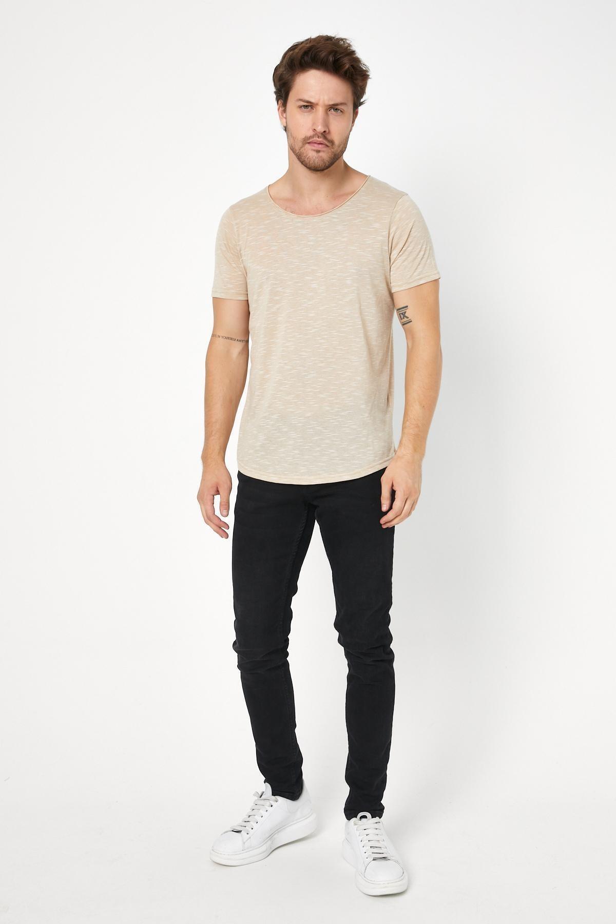 erkek-basic-t-shirt-508828.jpg