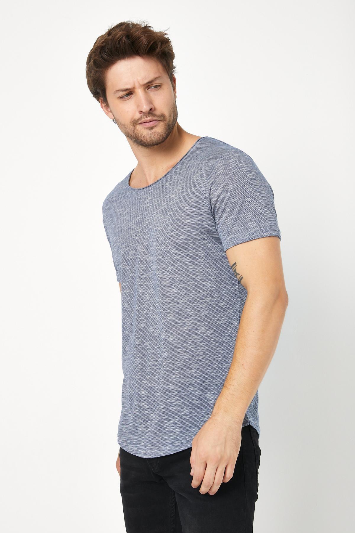 erkek-basic-t-shirt-573bed.jpg