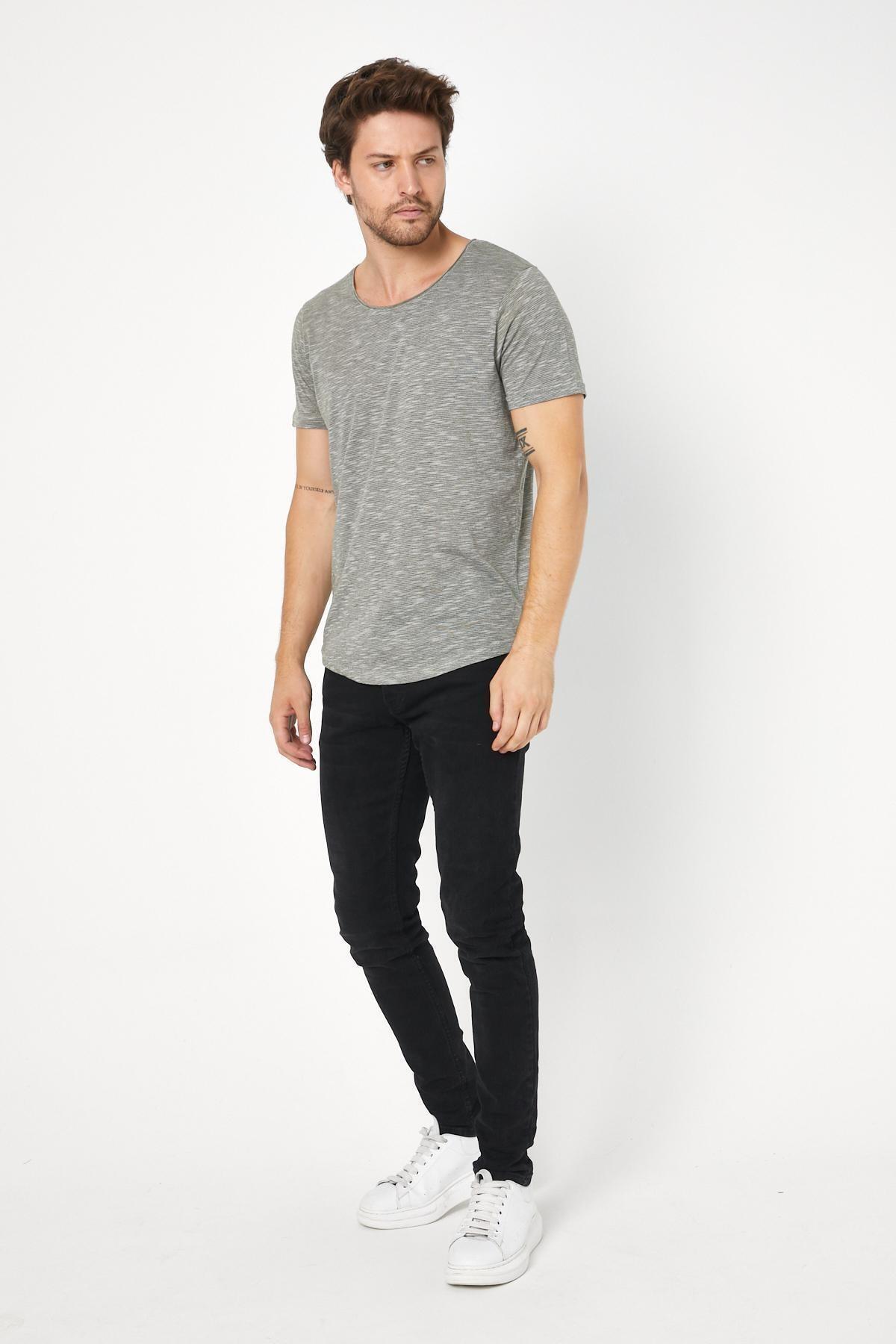erkek-basic-t-shirt-a6a03b.jpg