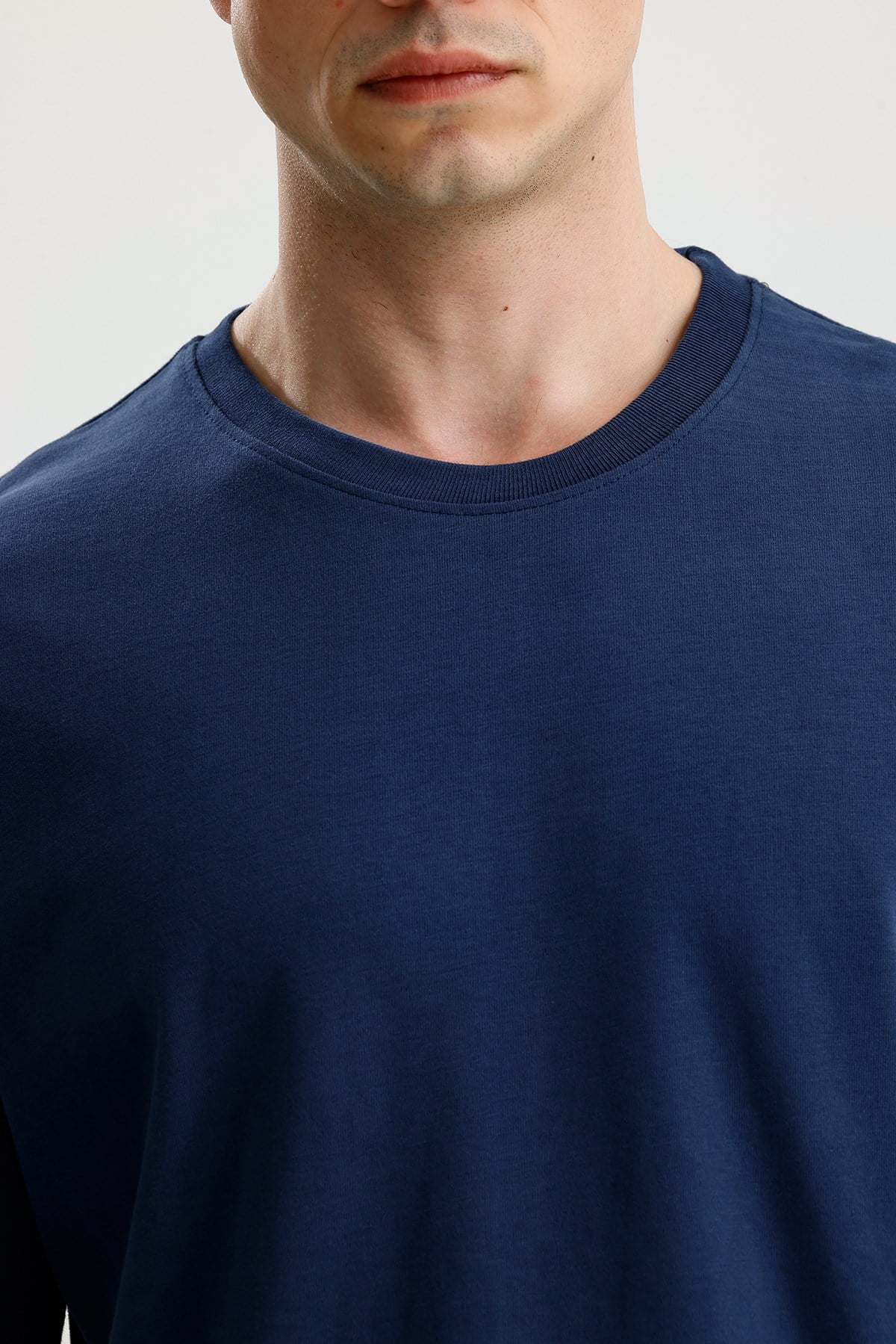 FİGO Erkek Oversize Bisiklet Yaka Basic Tişört