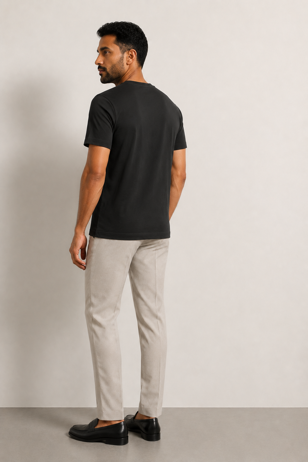 FİGO Erkek Regular Fit Bisiklet Yaka Yan Yırtmaçlı Basic T-Shırt