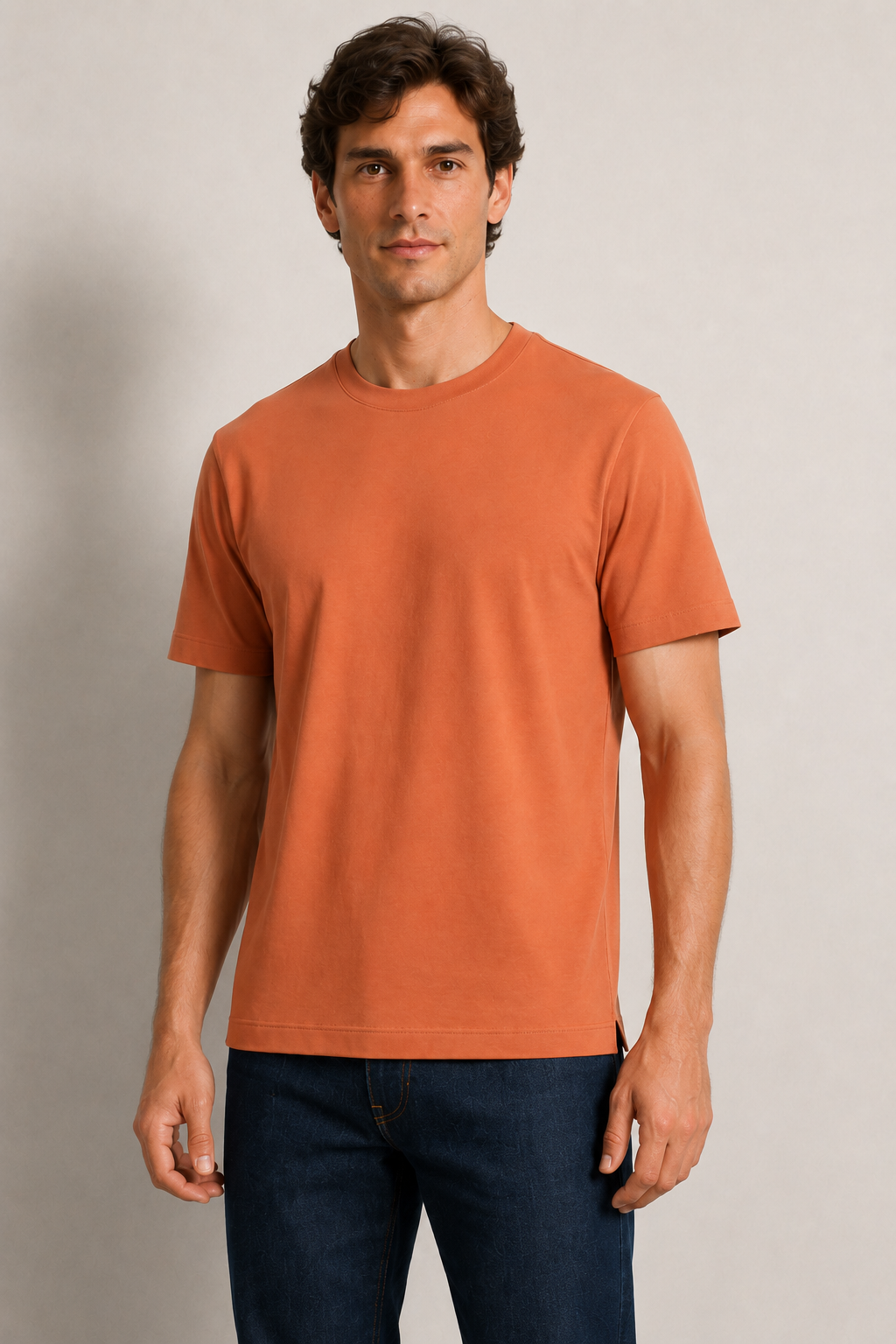 FİGO Erkek Regular Fit Bisiklet Yaka Yan Yırtmaçlı Basic T-Shırt