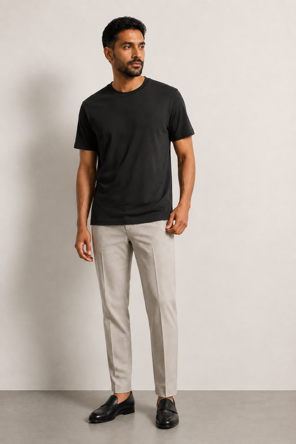 FİGO Erkek Regular Fit Bisiklet Yaka Yan Yırtmaçlı Basic T-Shırt